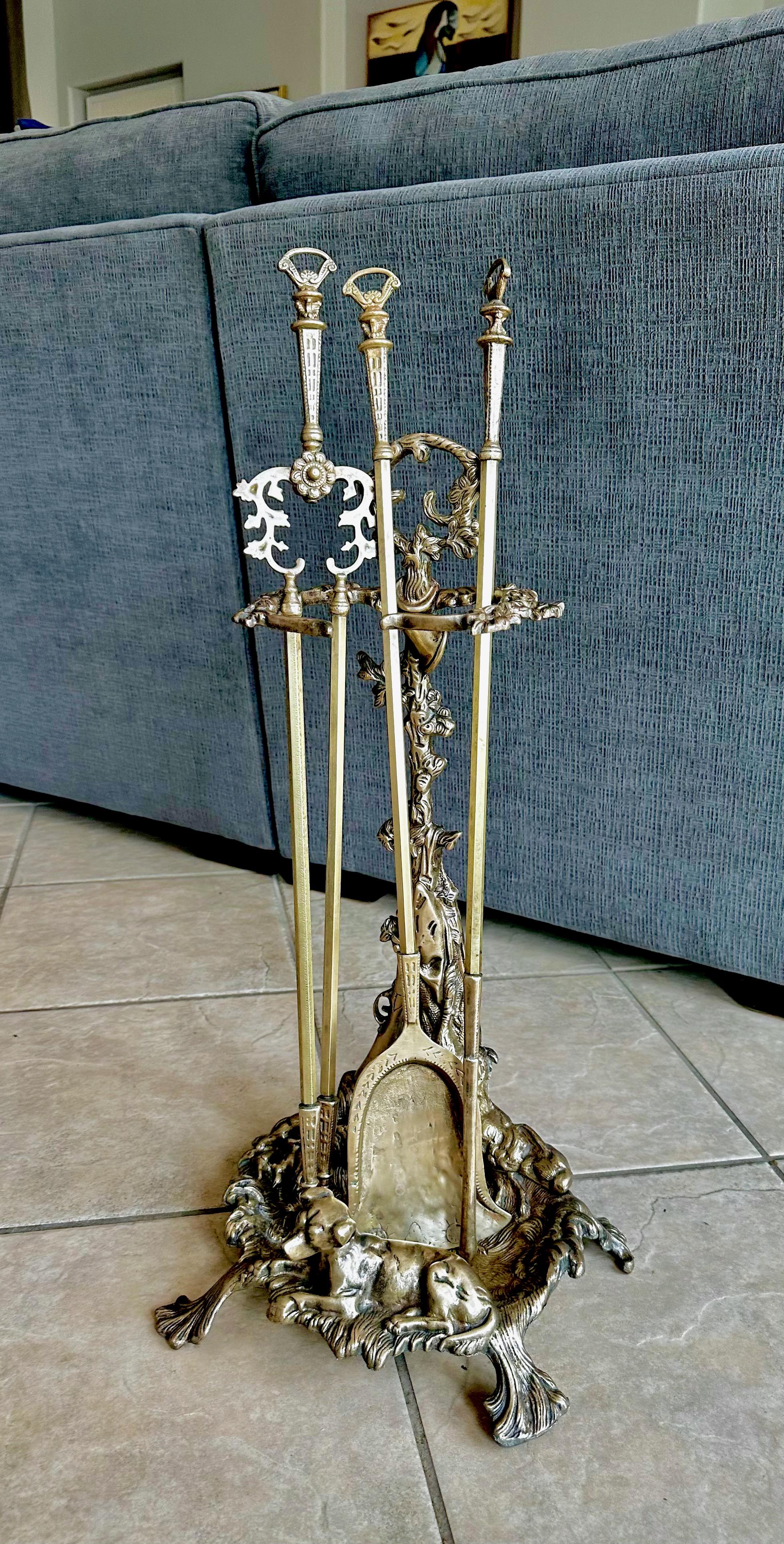 Antique French Brass Hunting Motif Fireplace Tools Set 1900s Hunting lodge For Sale 1
