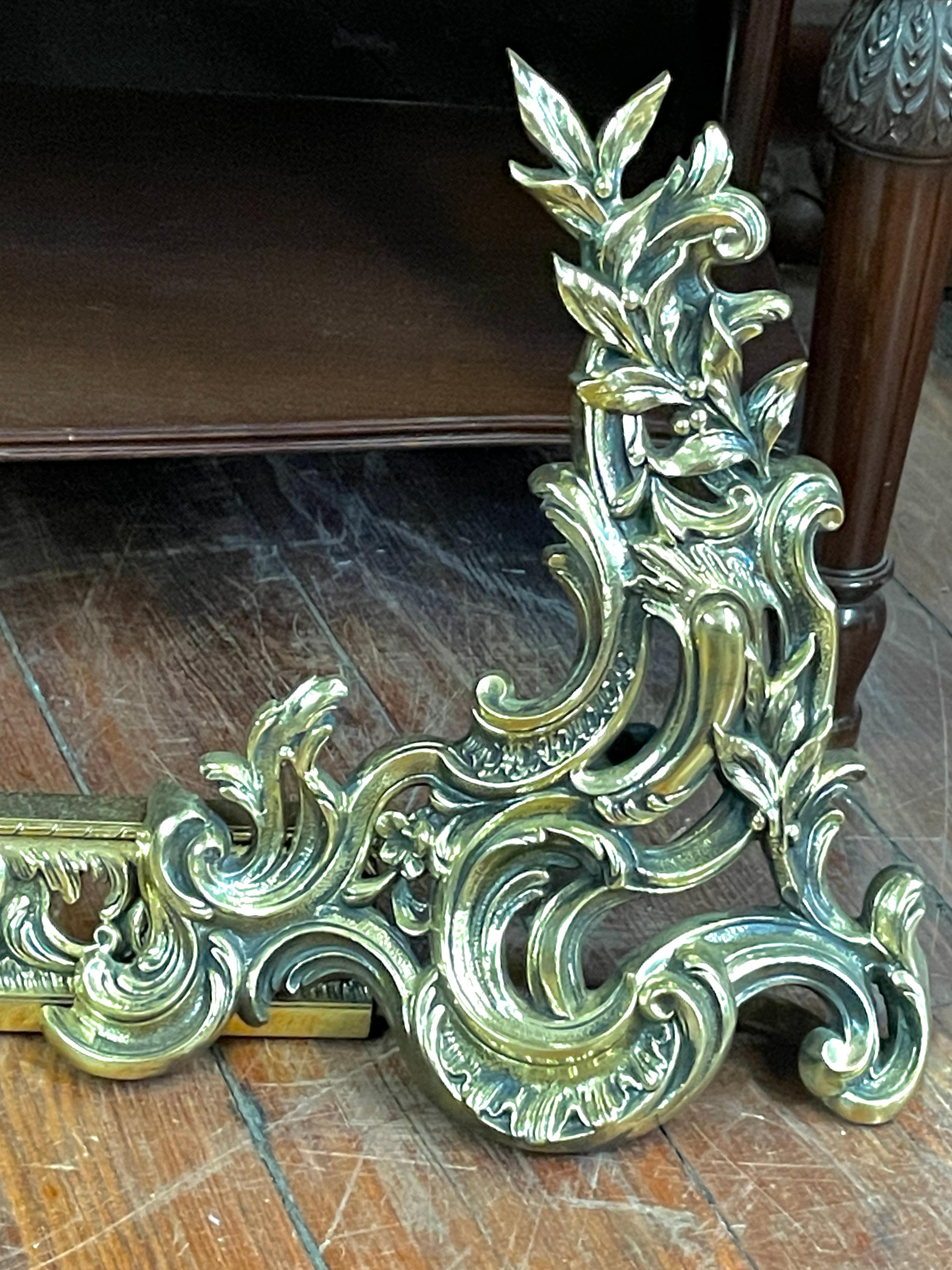 Antique French Brass Louis XV Style Rococo Expandable Fireplace Chenet For Sale 2
