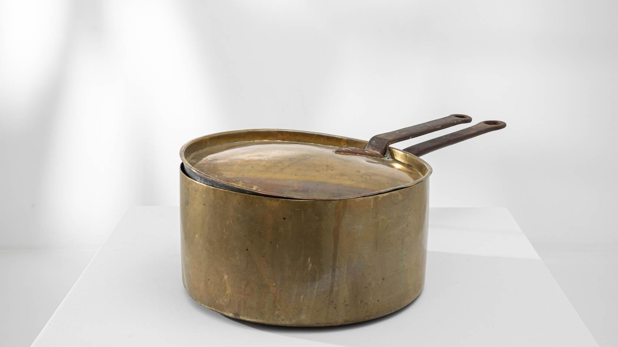 Antique French Brass Pot with Lid For Sale 3