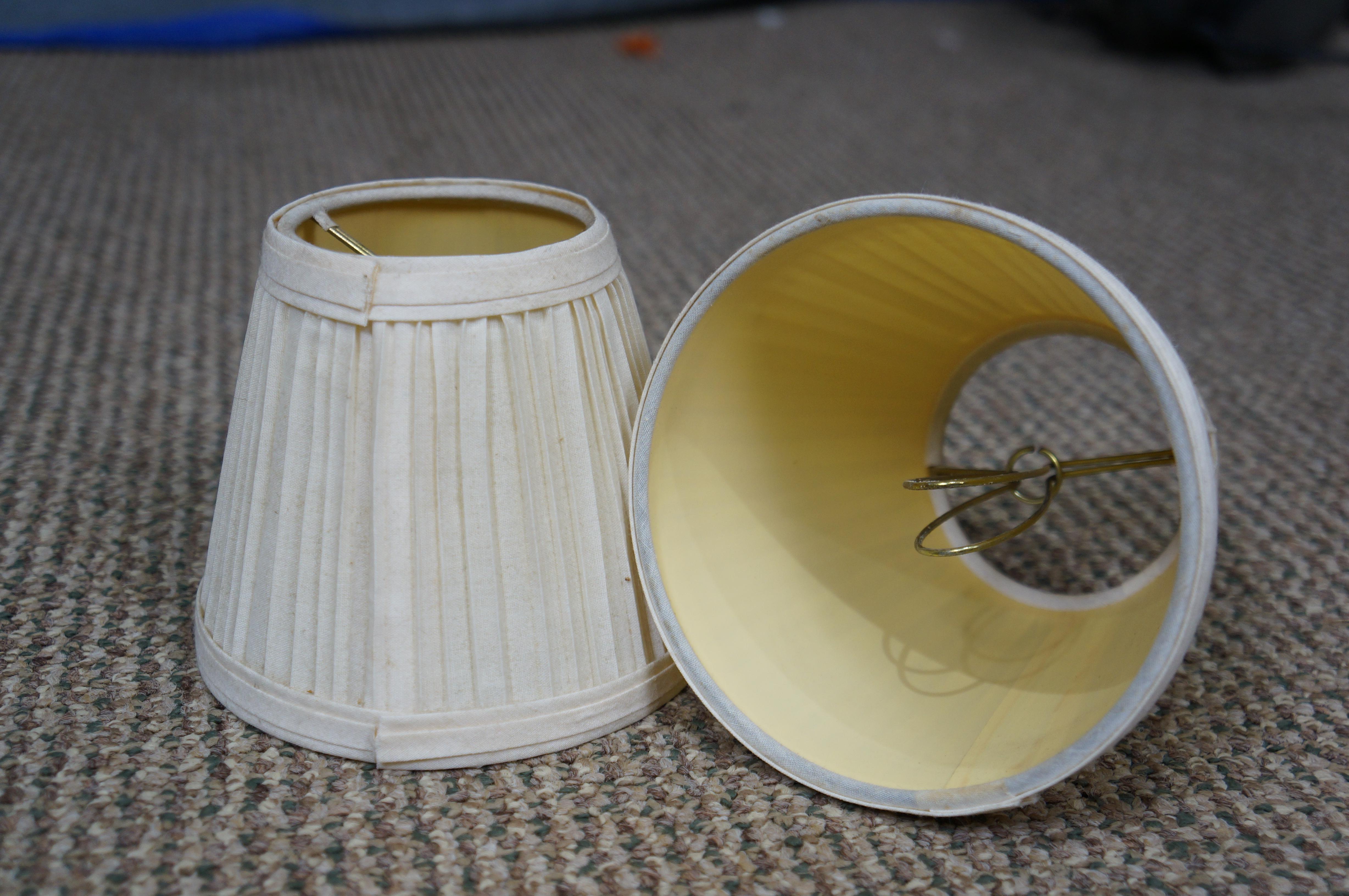 Antiguo candelabro francés de latón esfinge de cristal de celadón convertido en lámpara de aceite de 9 brazos en venta 12