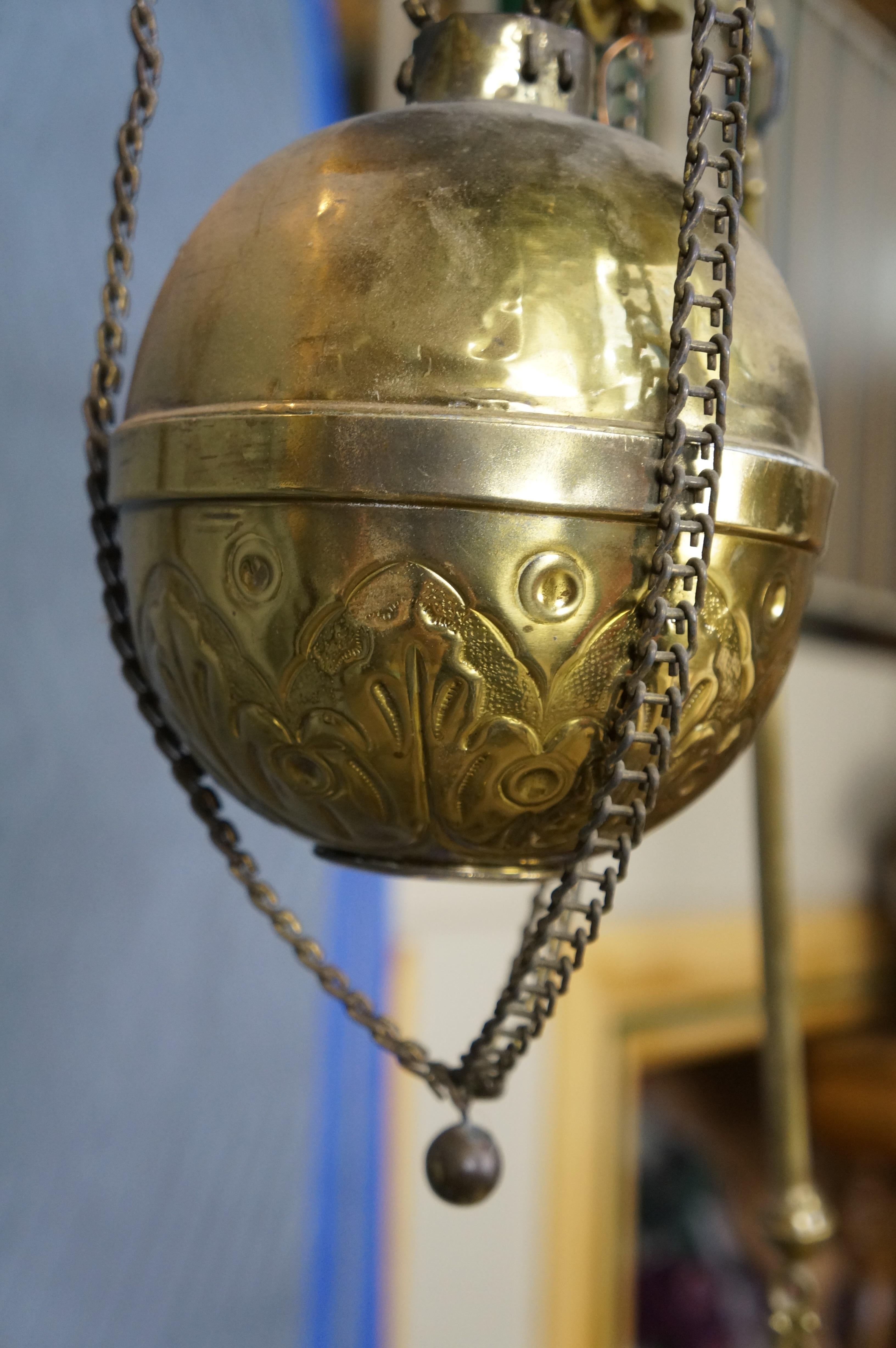 Antiguo candelabro francés de latón esfinge de cristal de celadón convertido en lámpara de aceite de 9 brazos en venta 14