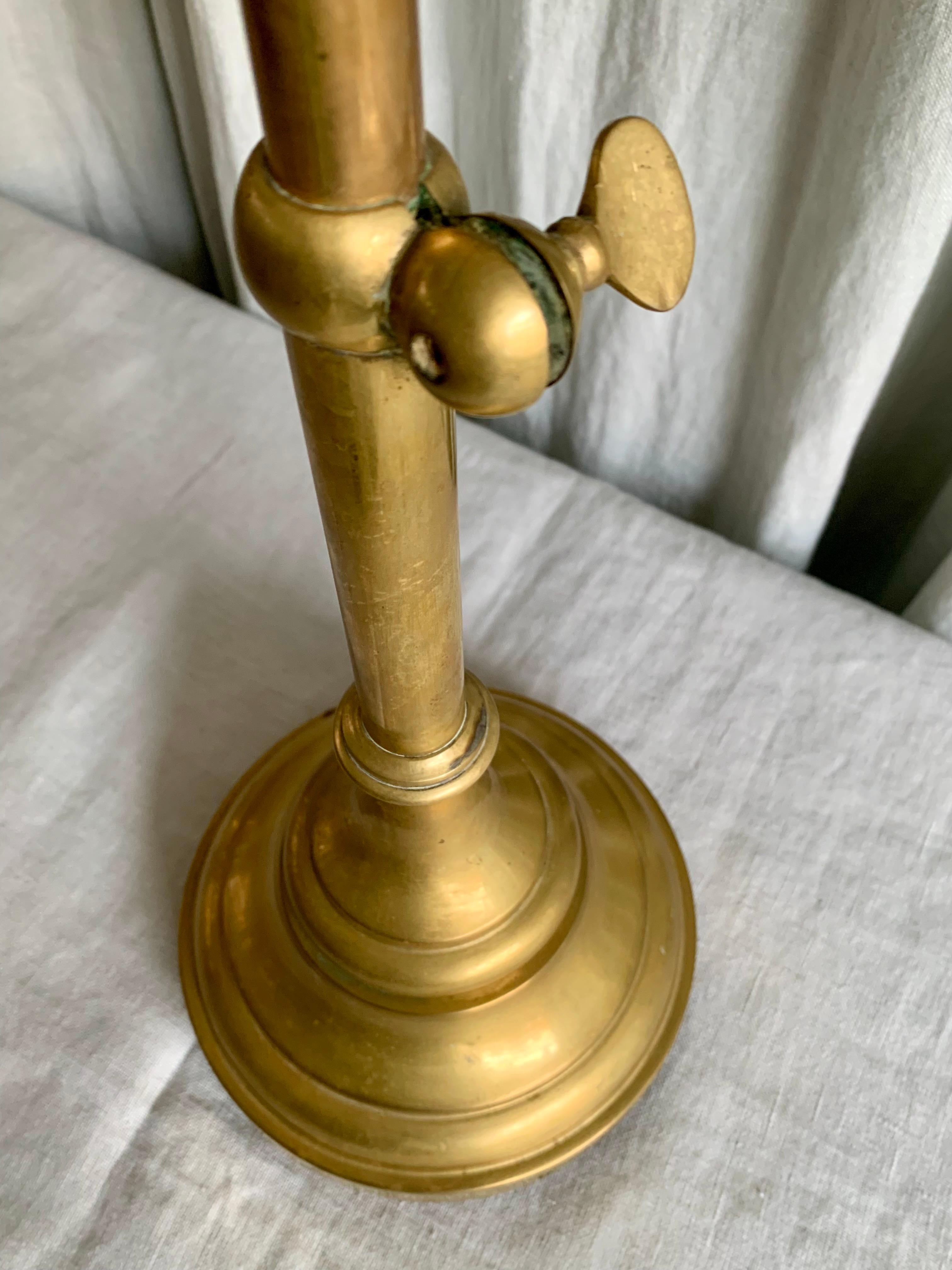 Début du 20ème siècle Miroir de table français ancien en laiton en vente