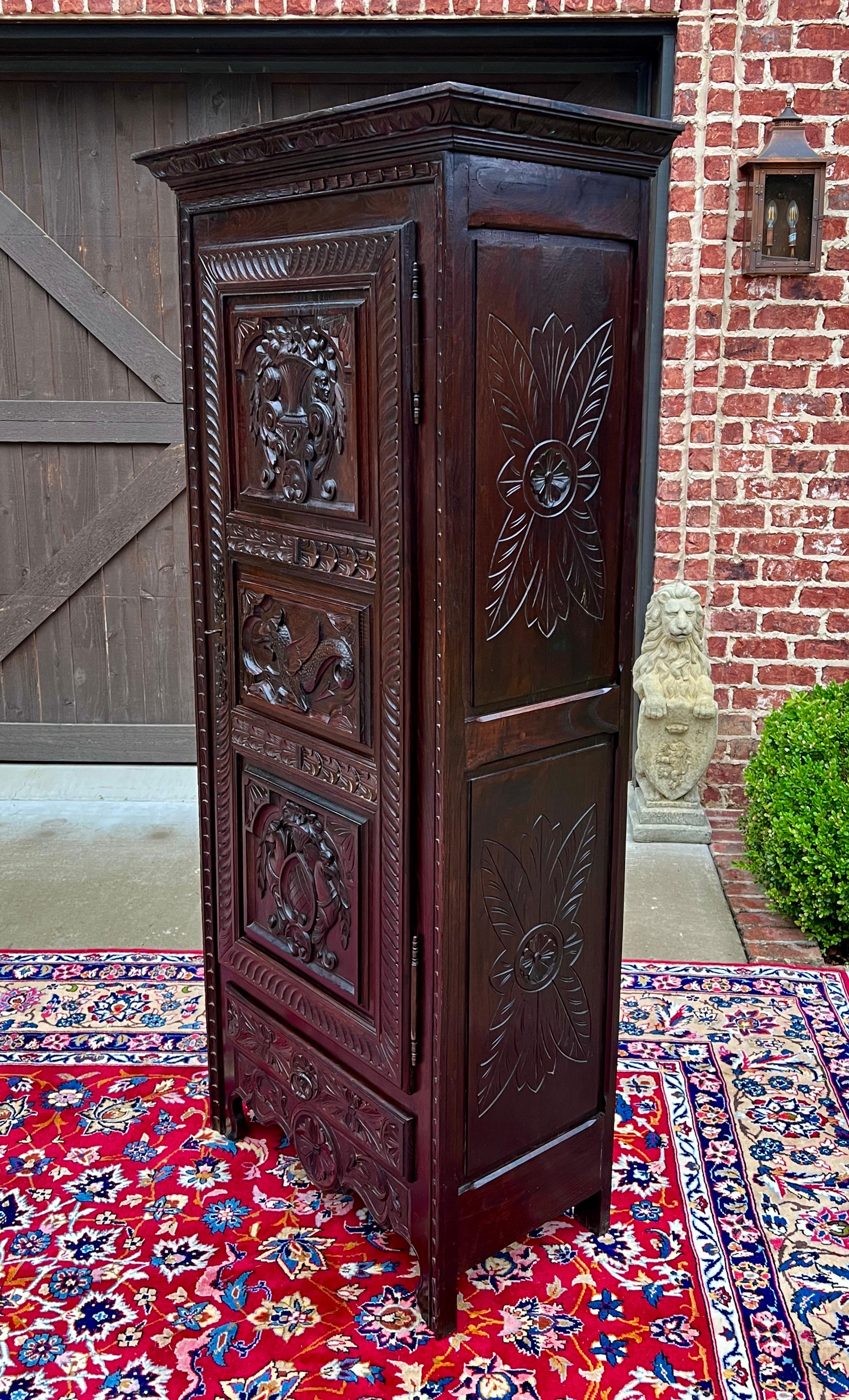 Antique French Breton Armoire Wardrobe Cabinet Linen Closet Chestnut c. 1900-20s For Sale 8