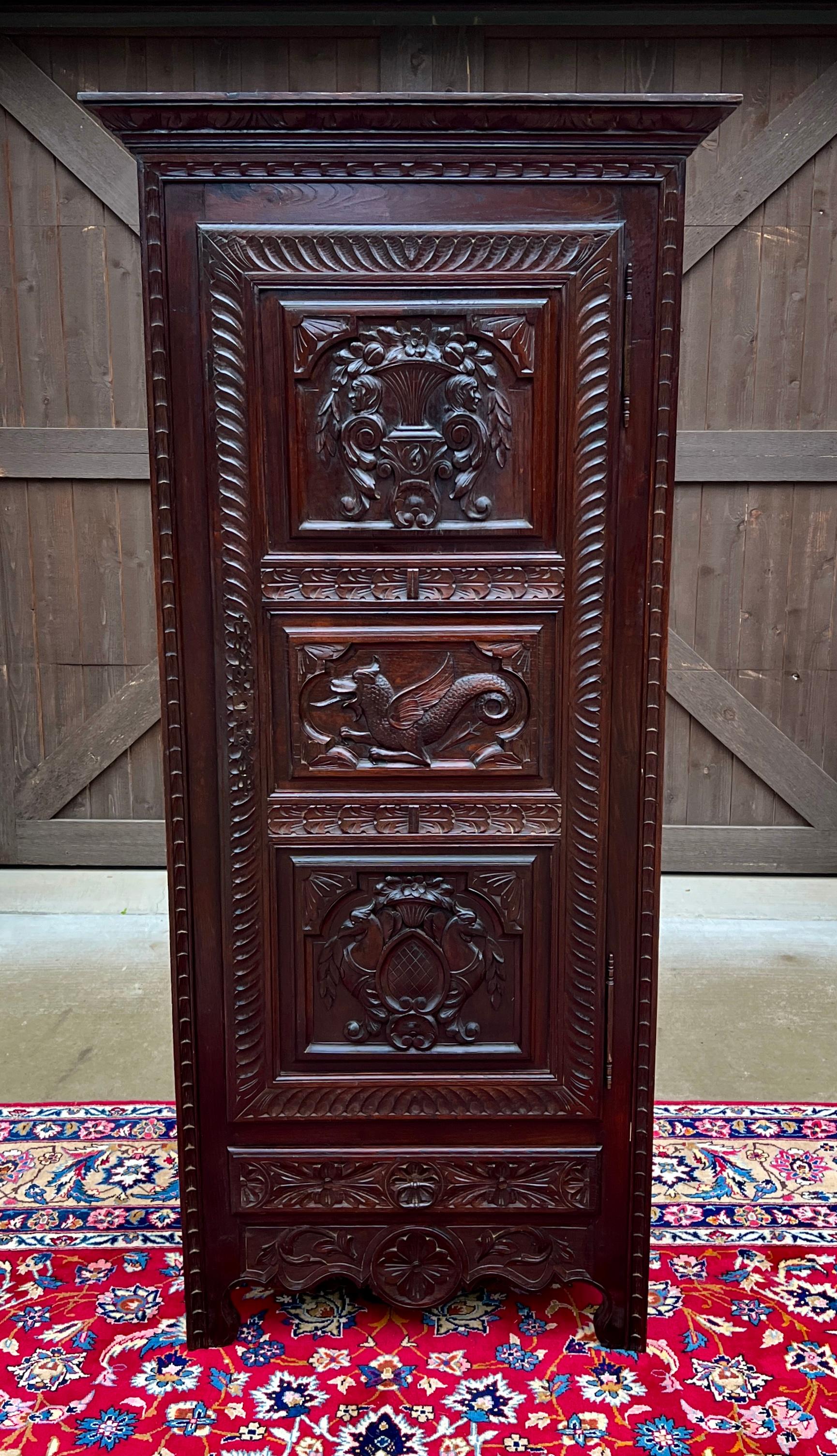 Antique French Breton Armoire Wardrobe Cabinet Linen Closet Chestnut c. 1900-20s For Sale 10