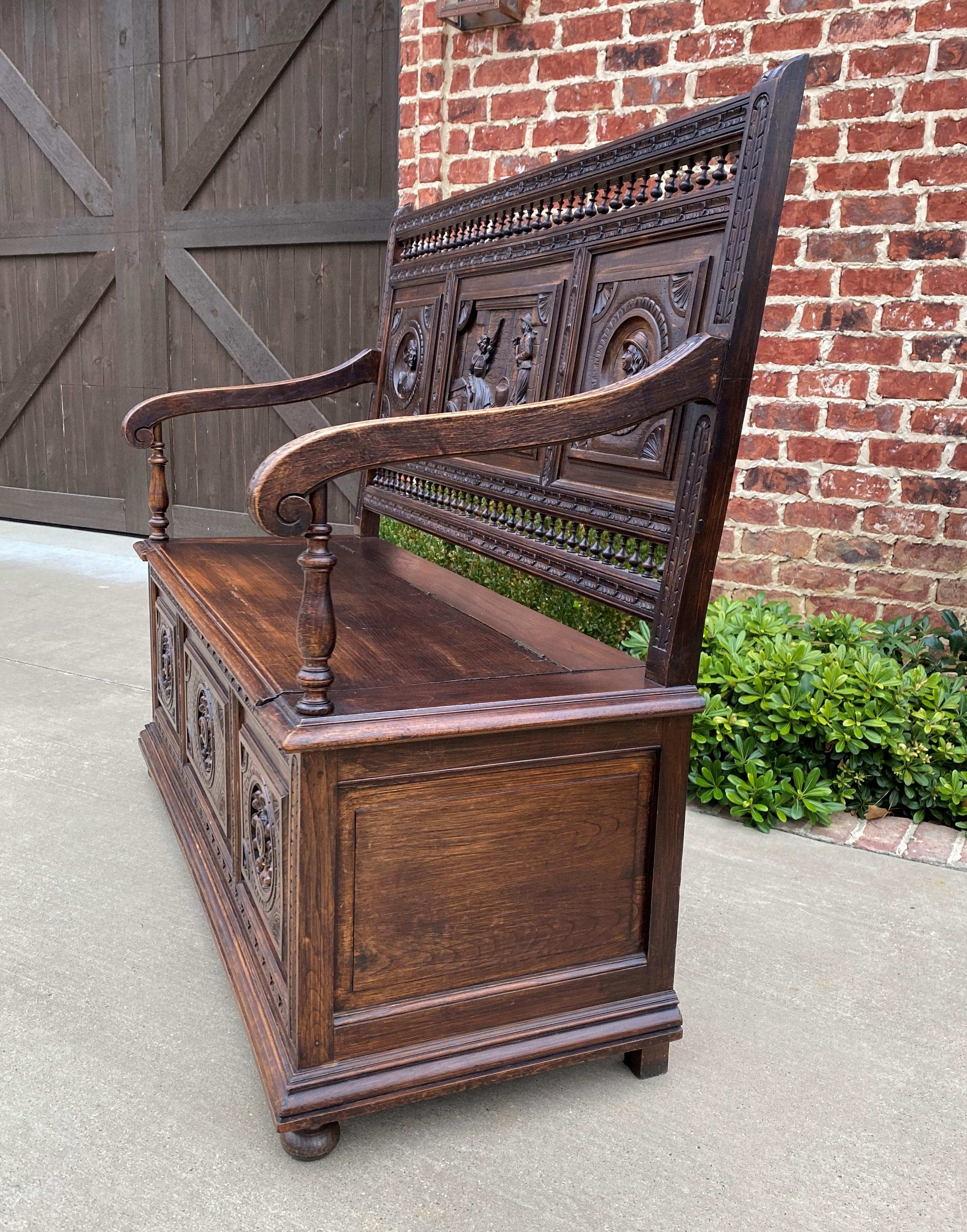 Antique French Breton Bench Settee Entry Hall Brittany Carved Oak Banquette In Good Condition For Sale In Tyler, TX