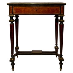 Antiker französischer Schmuckkästchentisch „Sormani“ aus Birnbaumholz, Palisanderholz, Satin und Veilchenholz