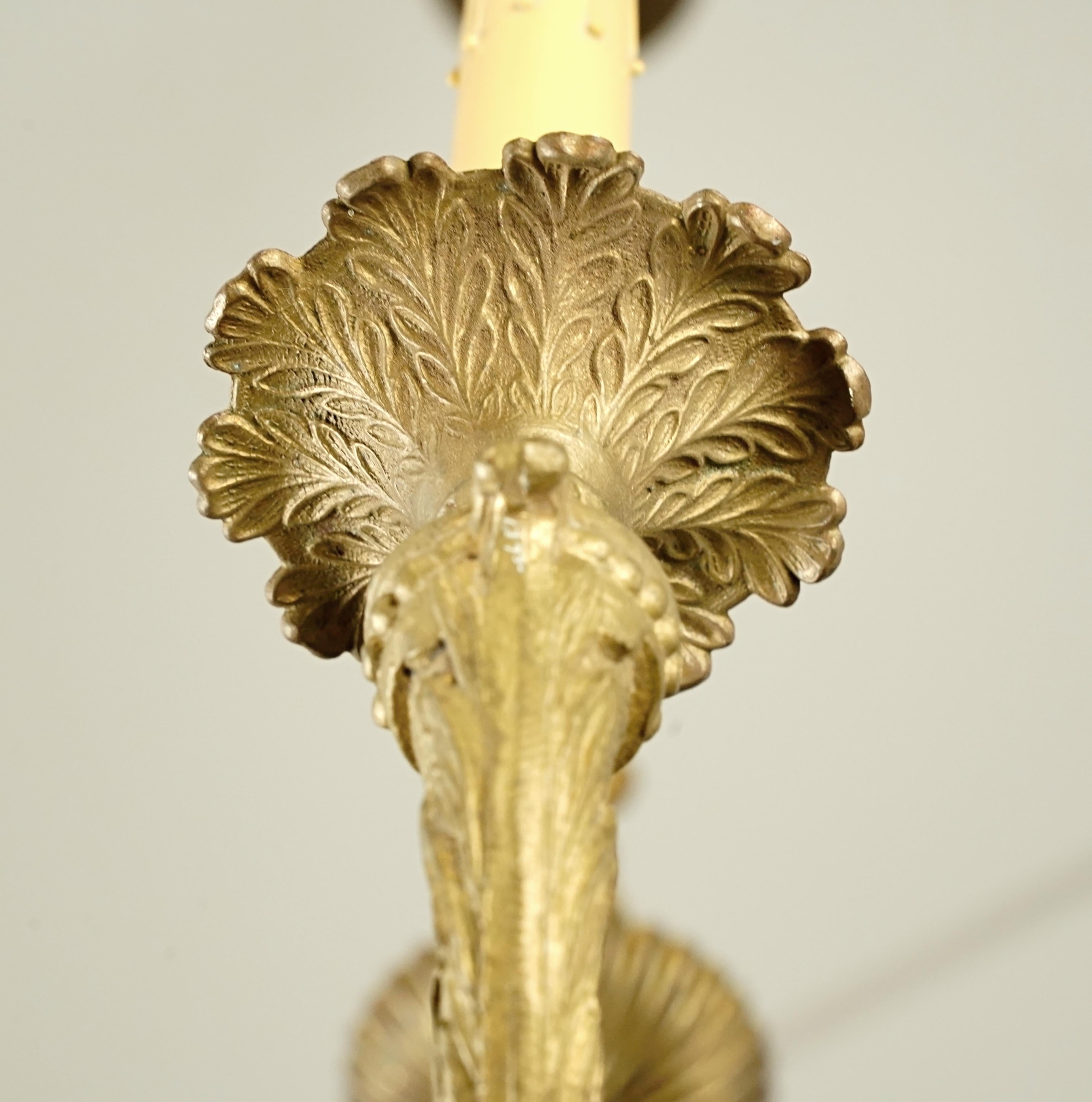 Lampadario a 6 bracci a 9 luci in Antique French Bronze in vendita 5
