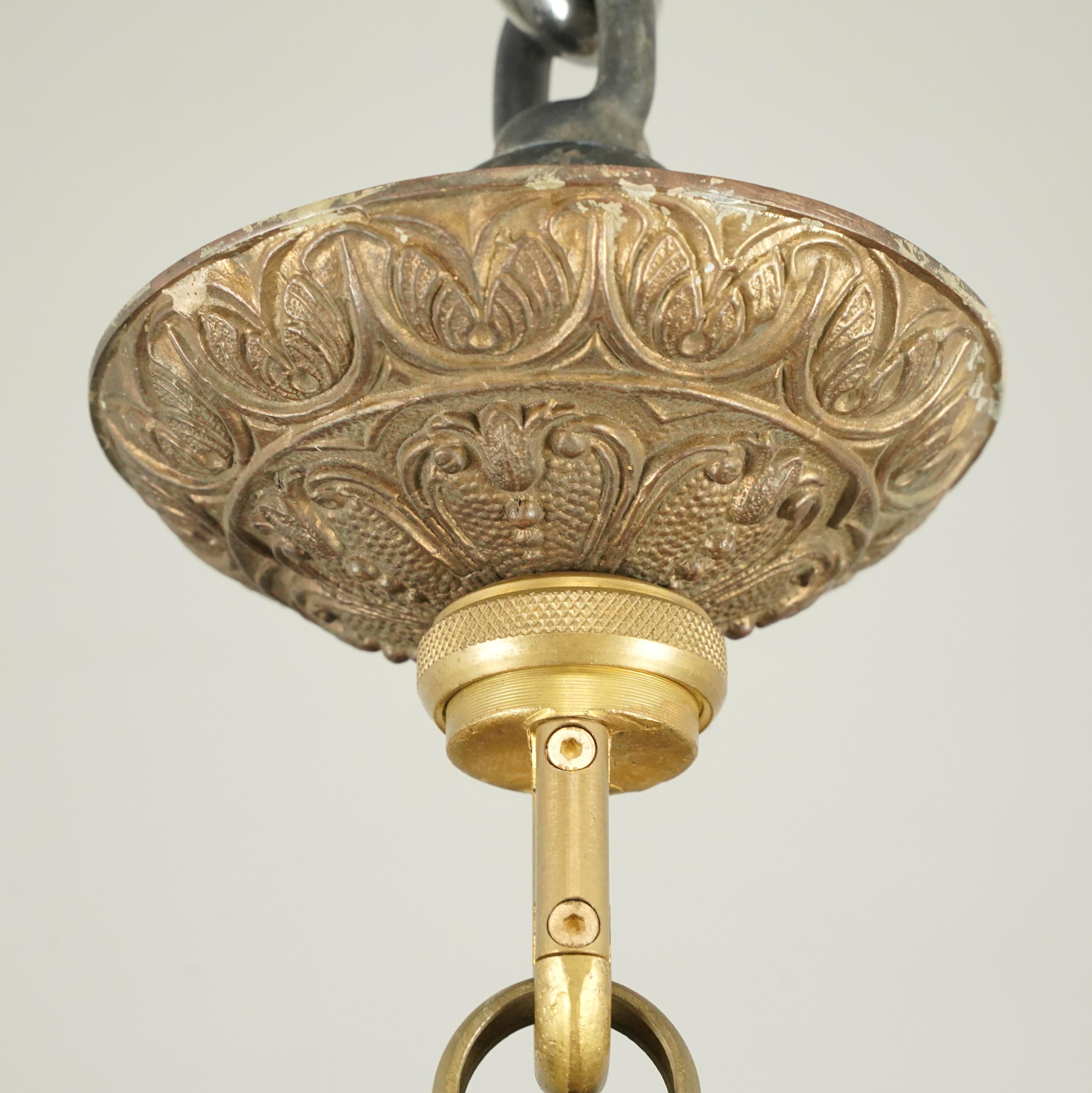 Lampadario a 6 bracci a 9 luci in Antique French Bronze in vendita 7