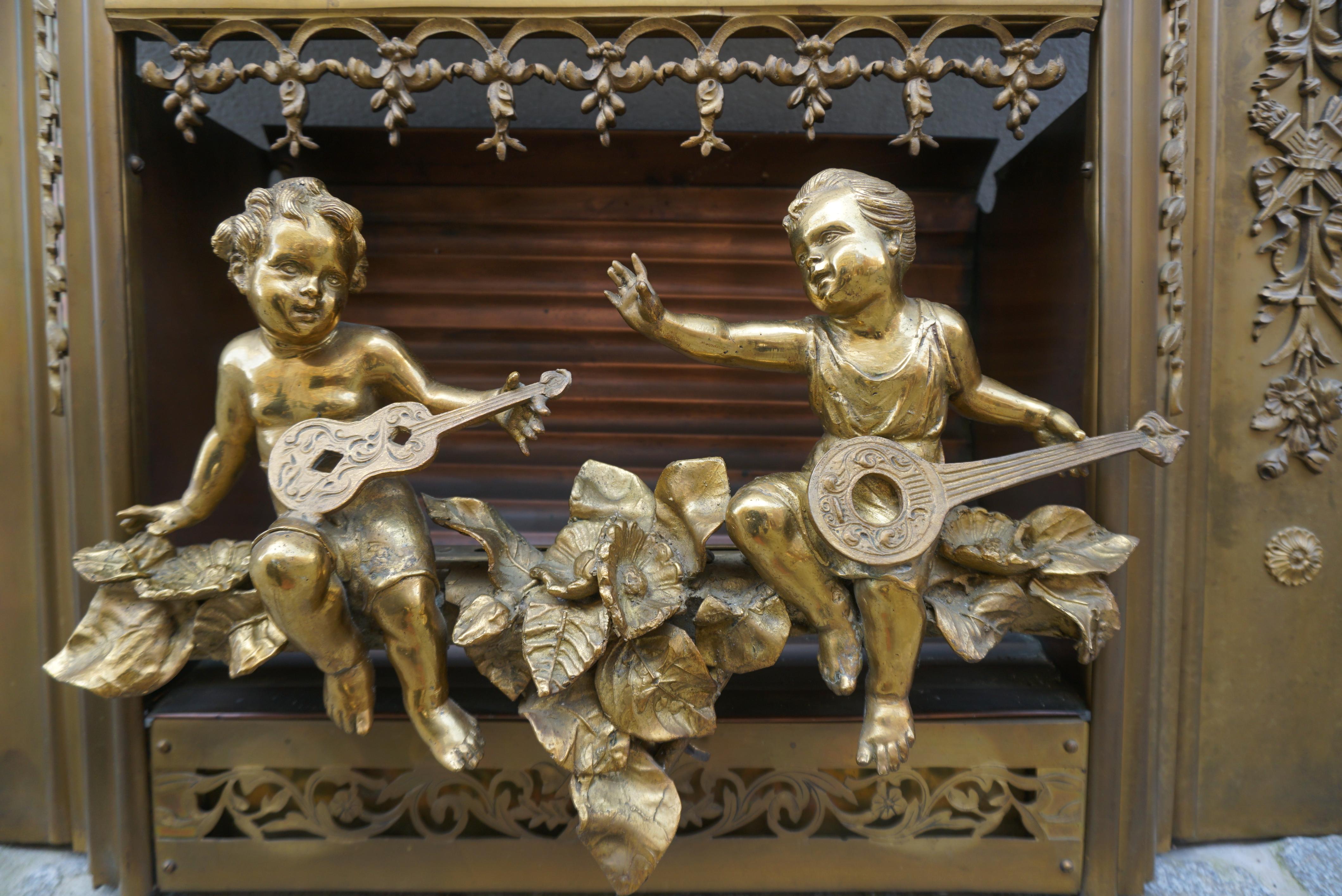 Antique French Bronzo e Ottone con angeli e parafango in vendita 3