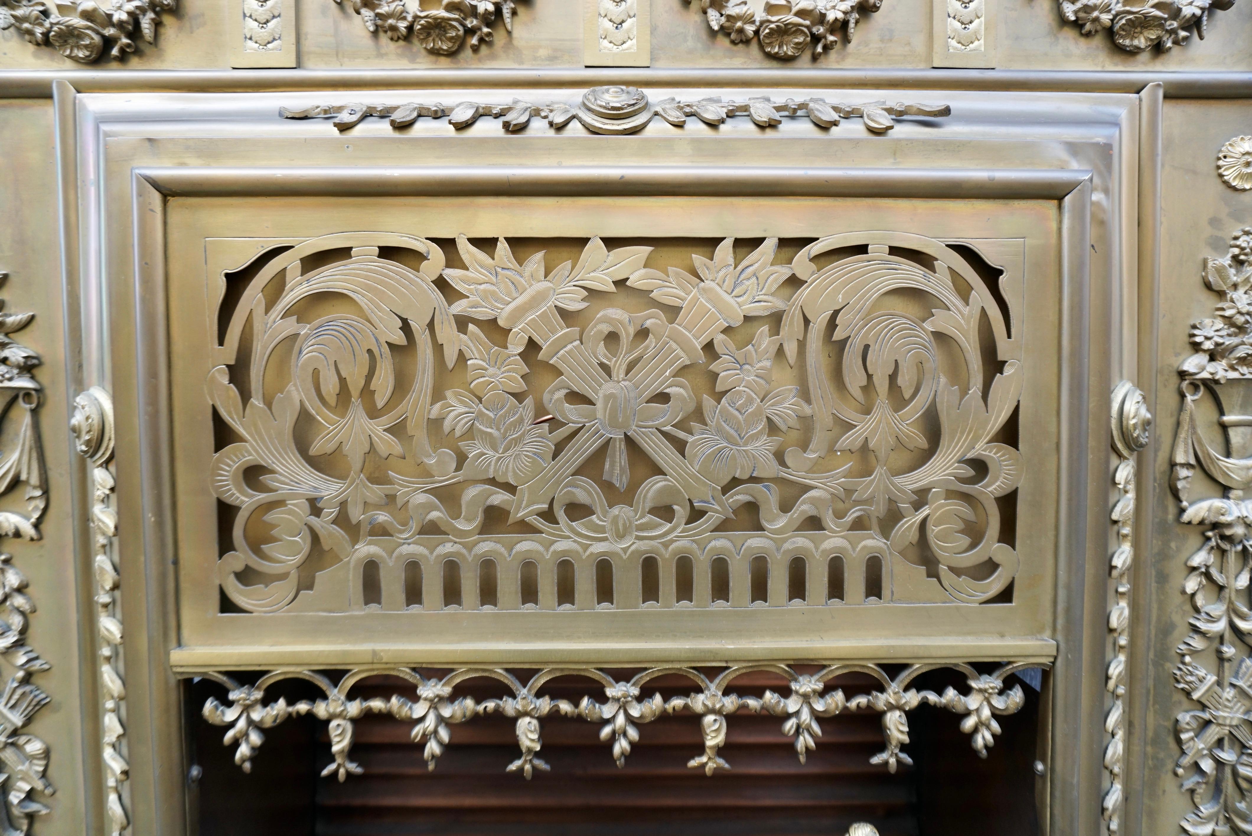 Antique French Bronzo e Ottone con angeli e parafango In condizioni buone in vendita a Antwerp, BE