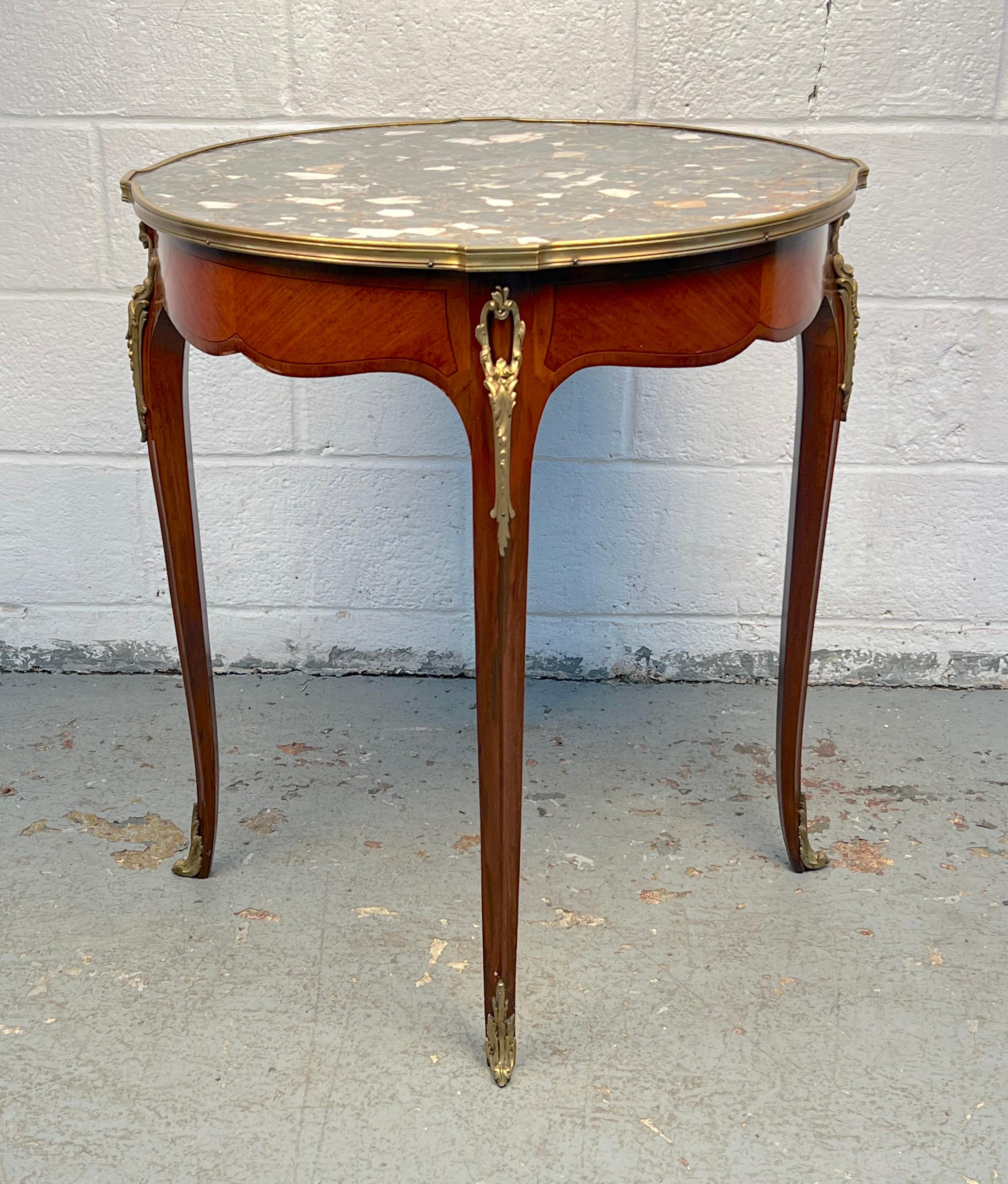 20ième siècle Antique French Bronze and Rouge Marble Side Table en vente