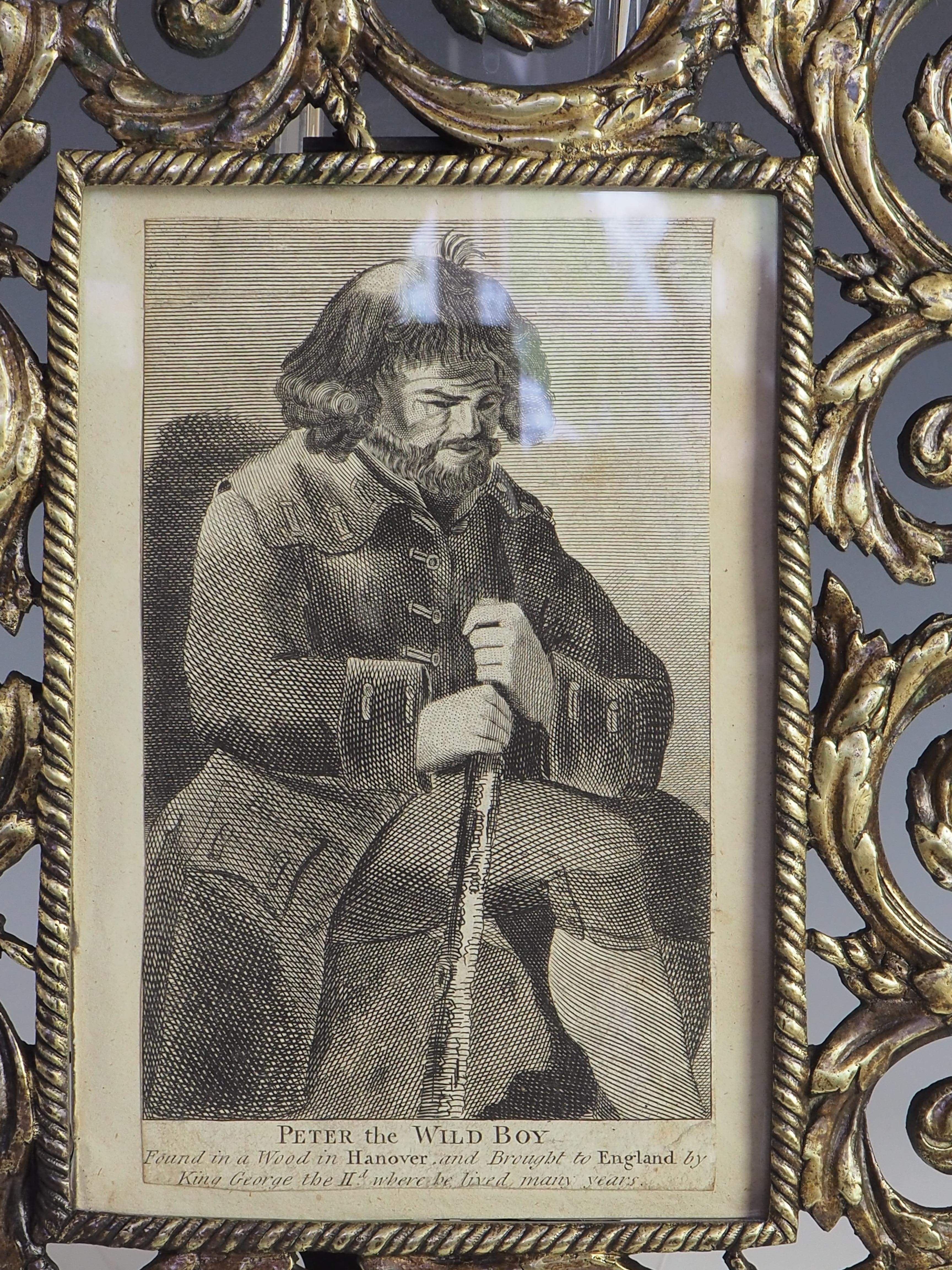 Cadre photo baroque français ancien en bronze (estampillé) en vente 5