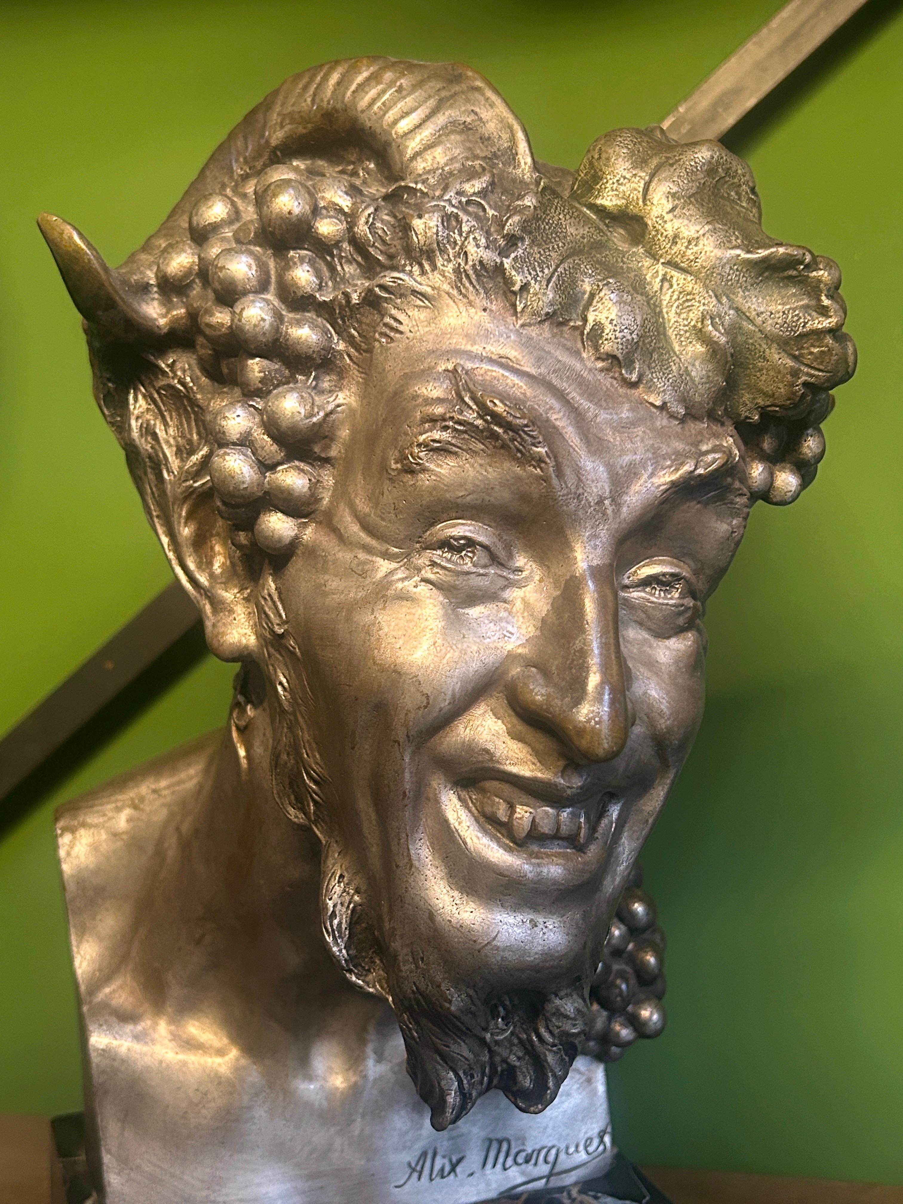 Antique French Escultura de busto de bronce de un sátiro / fauno de Alix Marquet - 1914 en venta 2