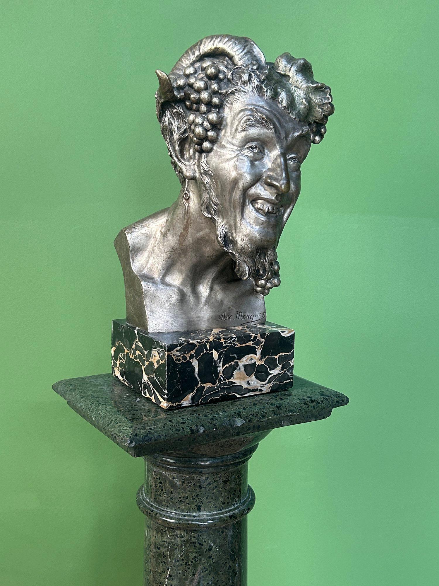 Antique French Escultura de busto de bronce de un sátiro / fauno de Alix Marquet - 1914 en Excelente estado para la venta en London, GB