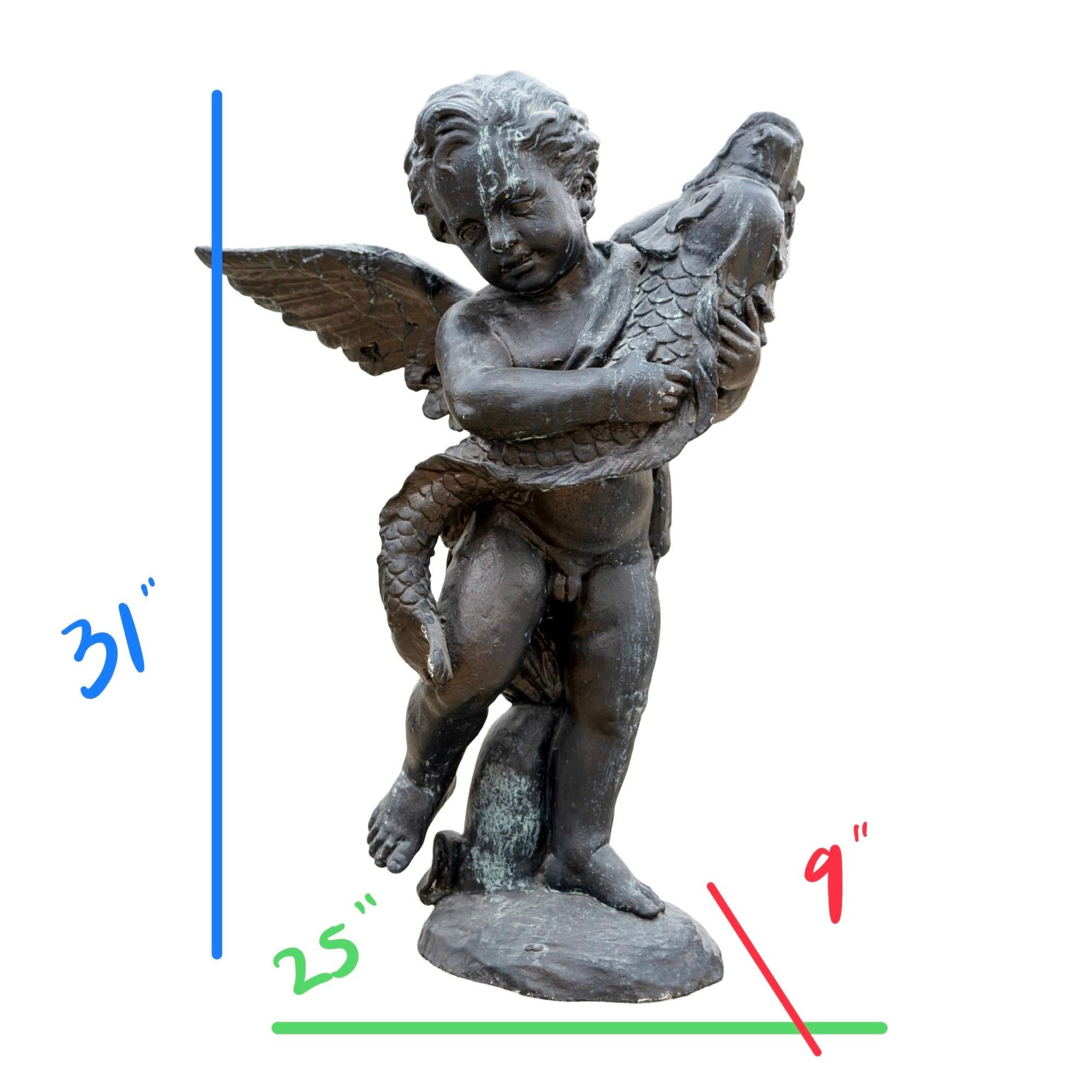 Sculpture française ancienne de chérubin en bronze en vente 1
