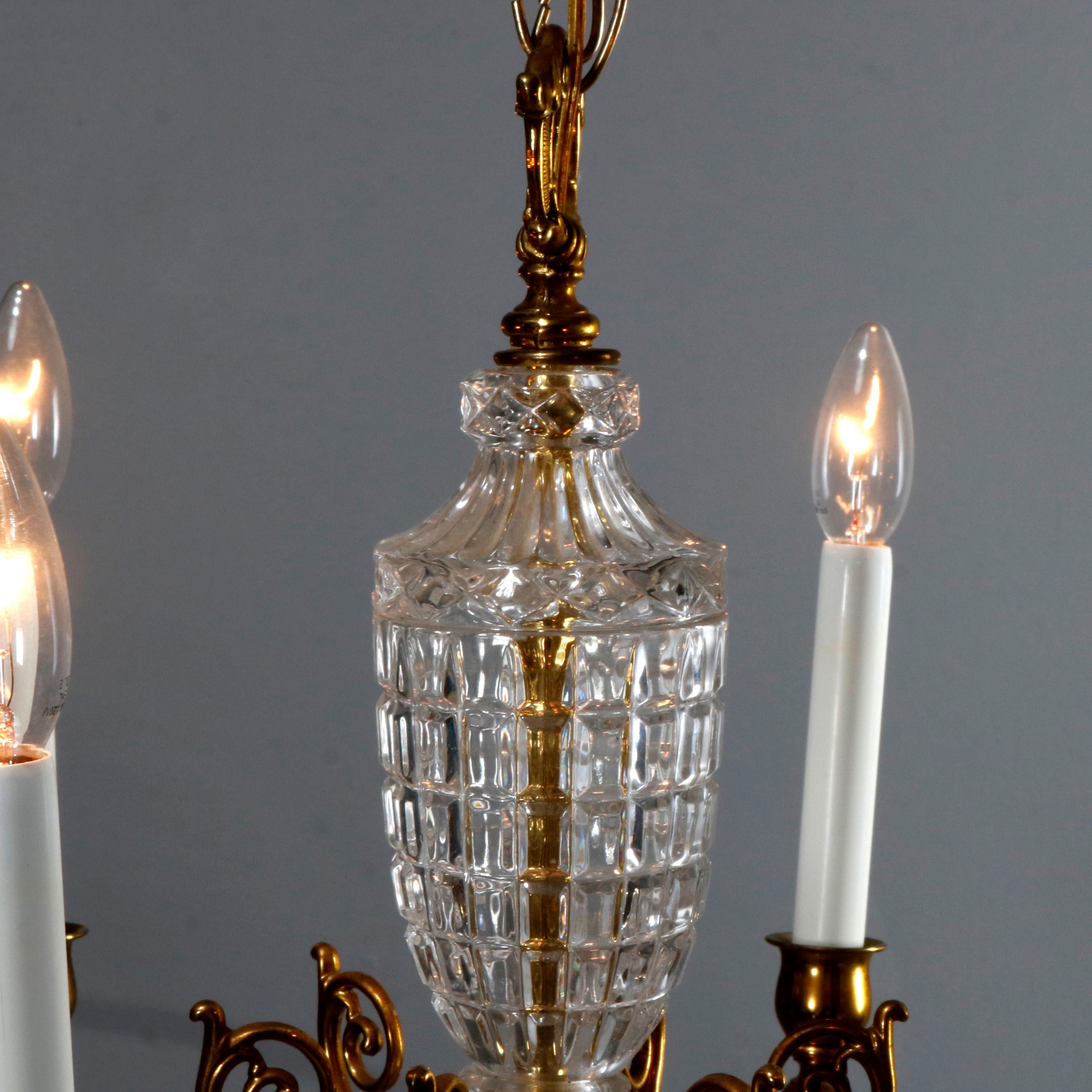 Antiker französischer 6-Licht-Kronleuchter aus Bronze und Kristall, um 1930 im Angebot 4