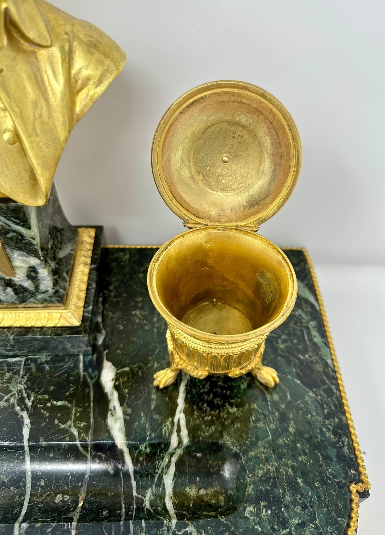 Porte-encens Napoléon en bronze d'Oré et en marbre vert, vers 1880. en vente 2