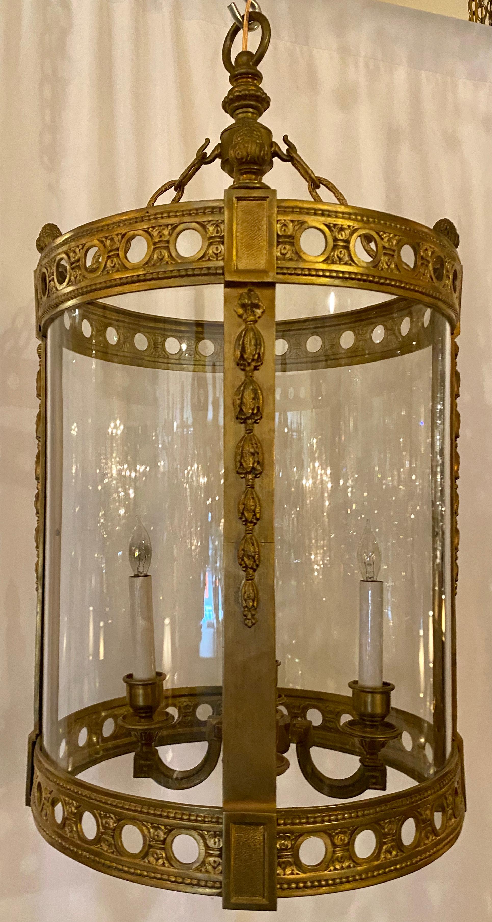 Lanterna francese in bronzo dorato, circa 1850-1870.
LAN034.