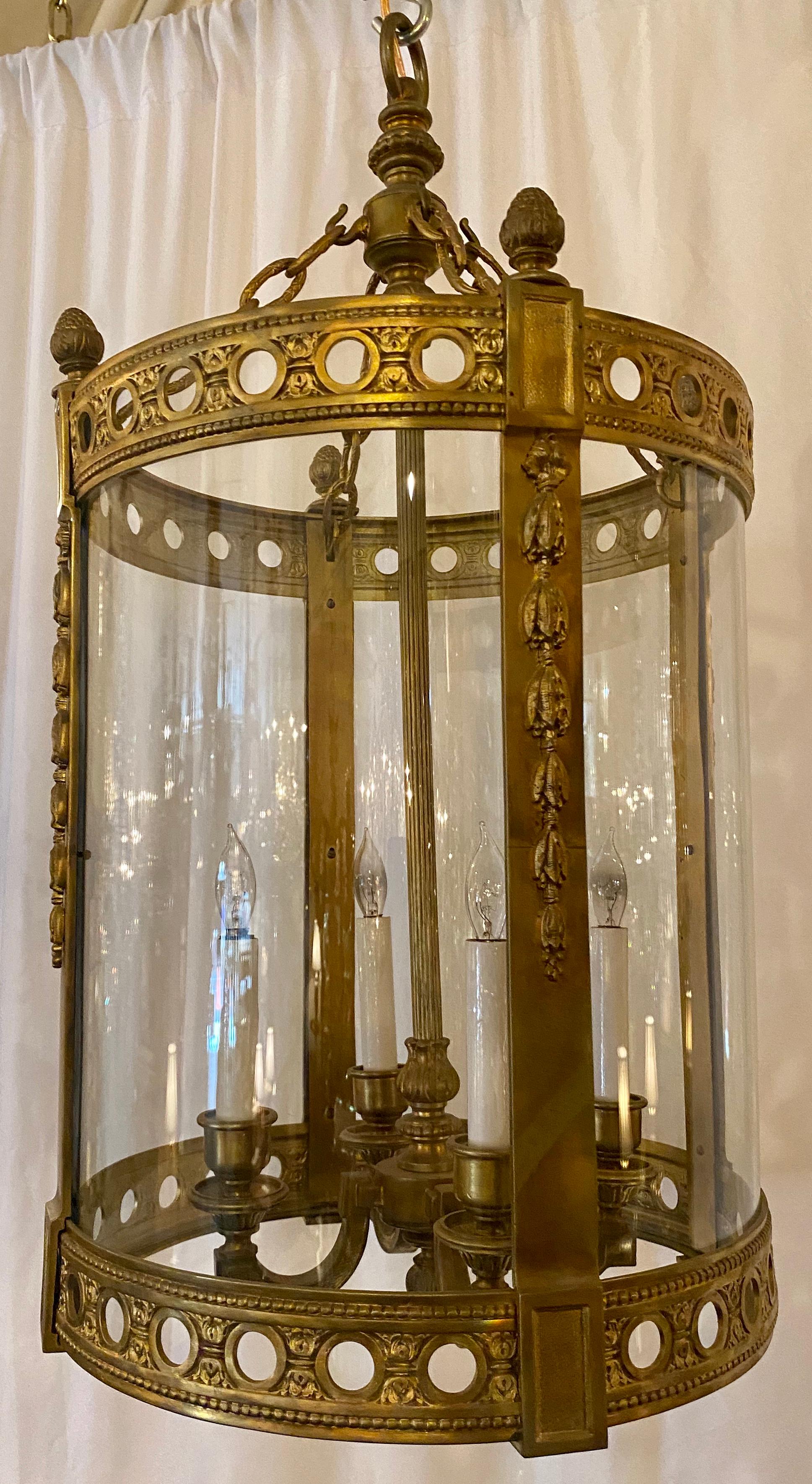 Antique French Bronze Doré Chateau Lantern, circa 1850-1870 In Good Condition For Sale In New Orleans, LA