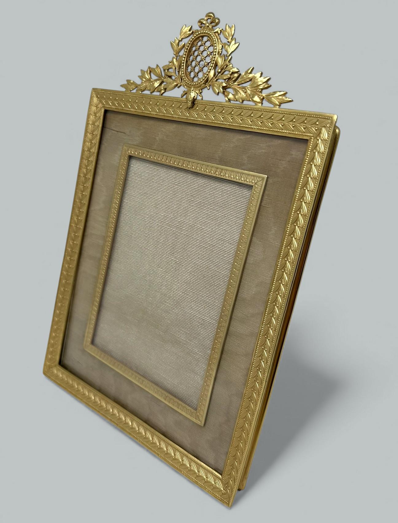 Antique French Bronze Dore Ormolu Portrait Foto Fotografie Bilderrahmen Seide im Zustand „Gut“ im Angebot in Dublin, Ireland