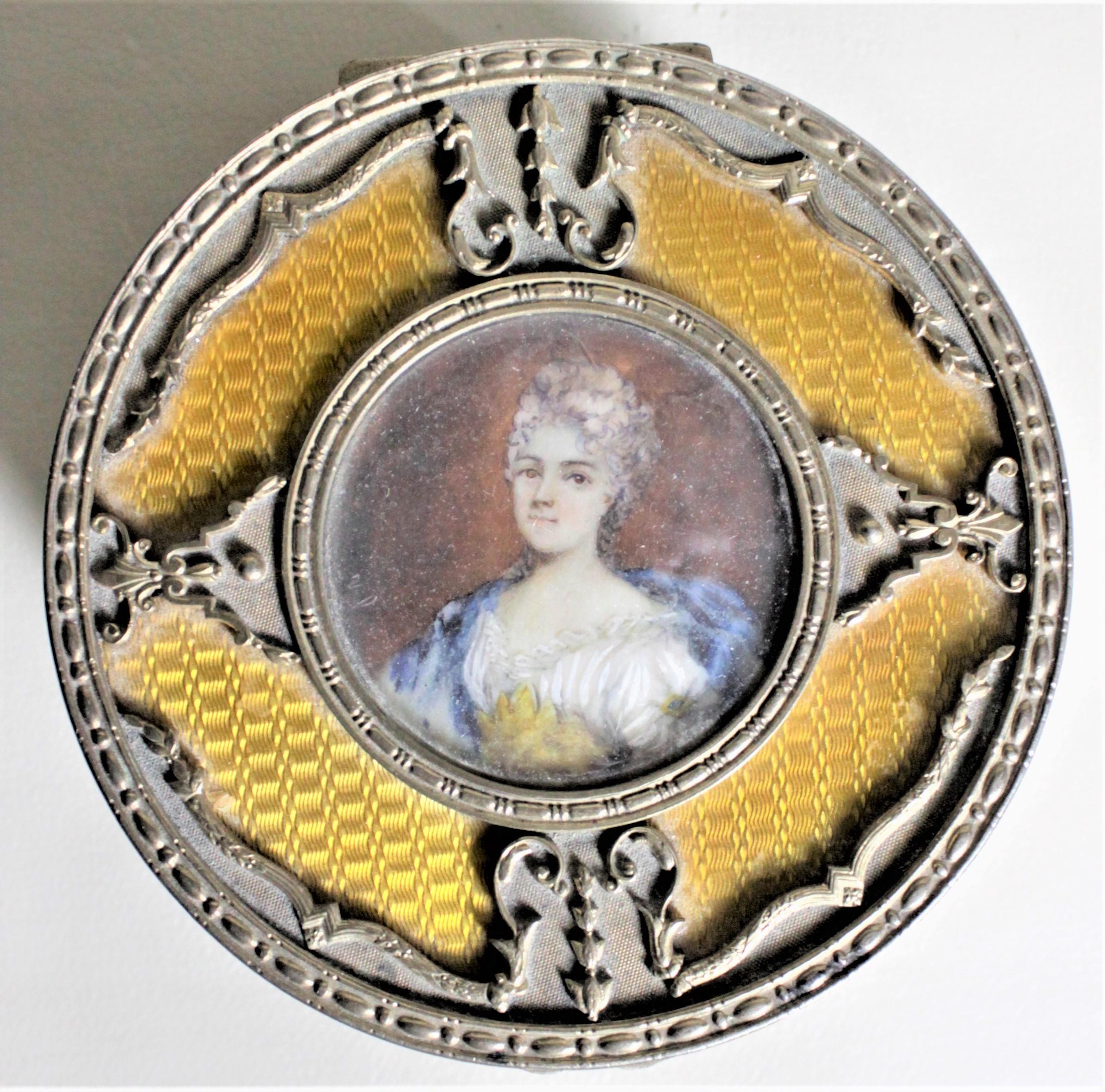 Louis XVI Antique français Bronze & Enamel Ladies Dresser Set with Hand Painted Portraits en vente