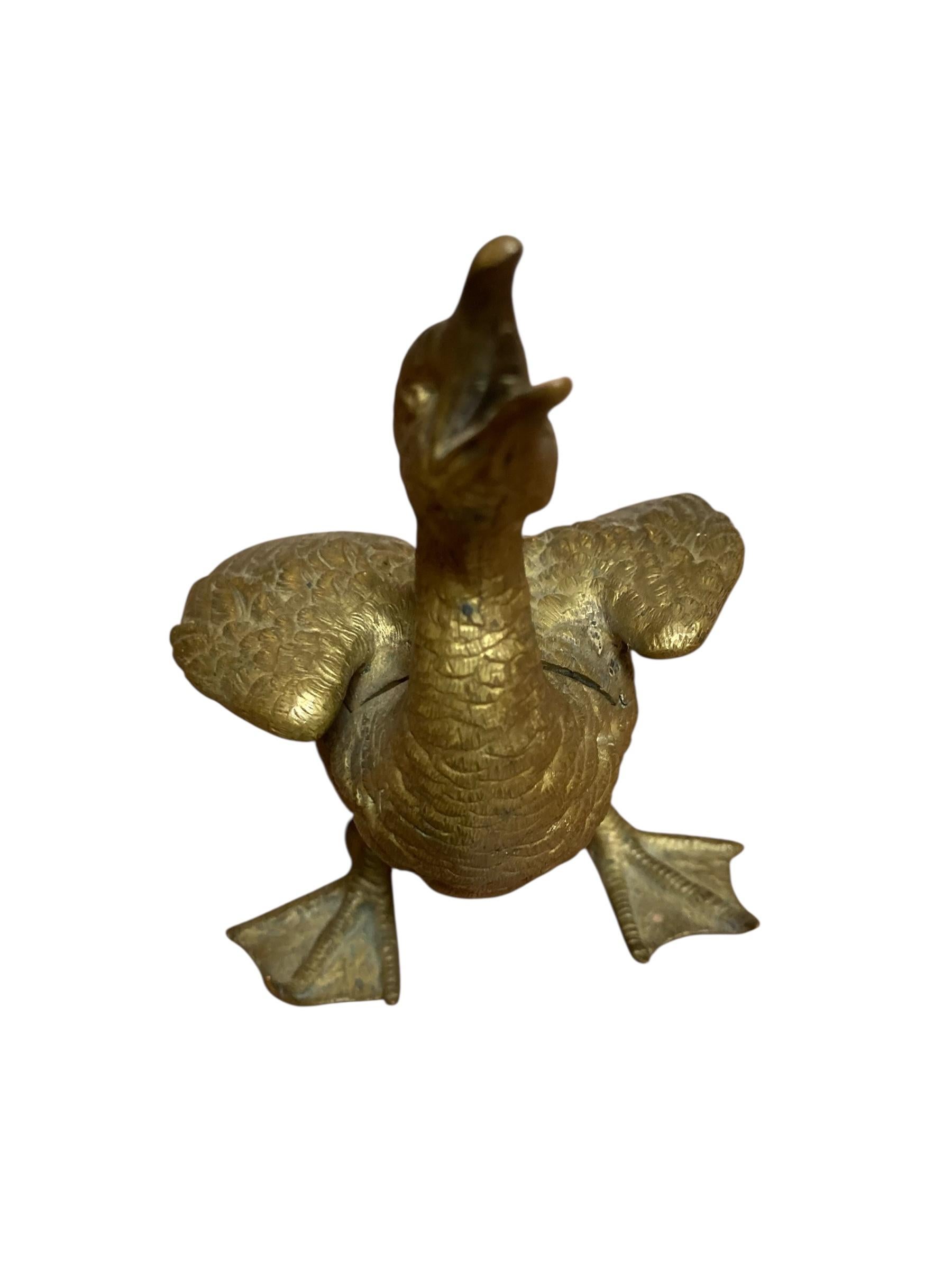 Antiguo tintero de ganso de bronce francés Bronce en venta