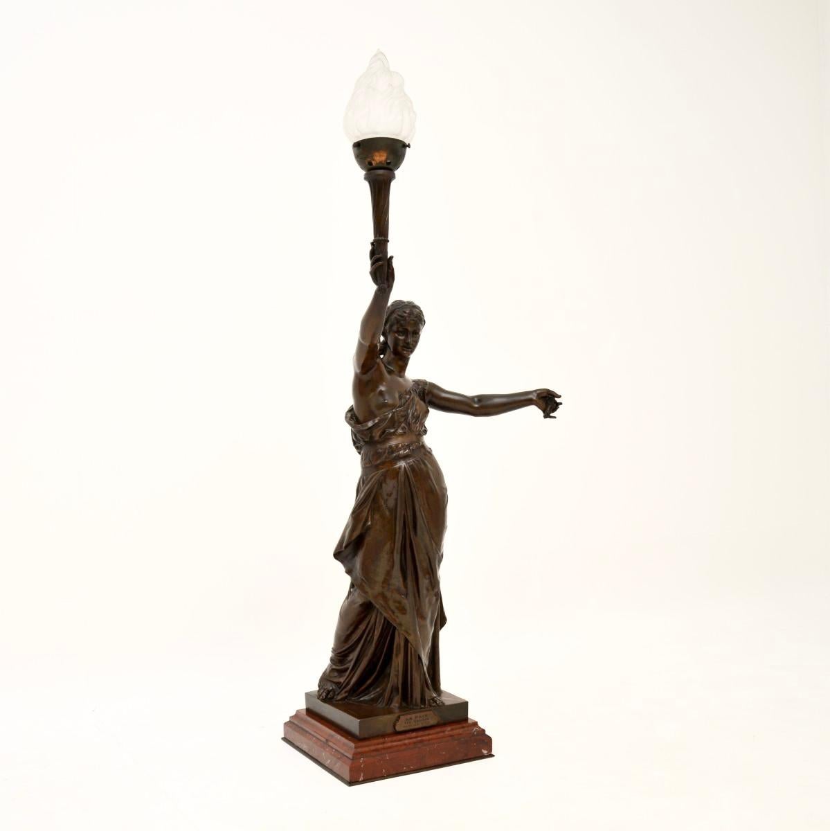 Neoclassical Antique French Bronze Lamp Figure ‘La Paix’ by Jean-Jules Cambos For Sale