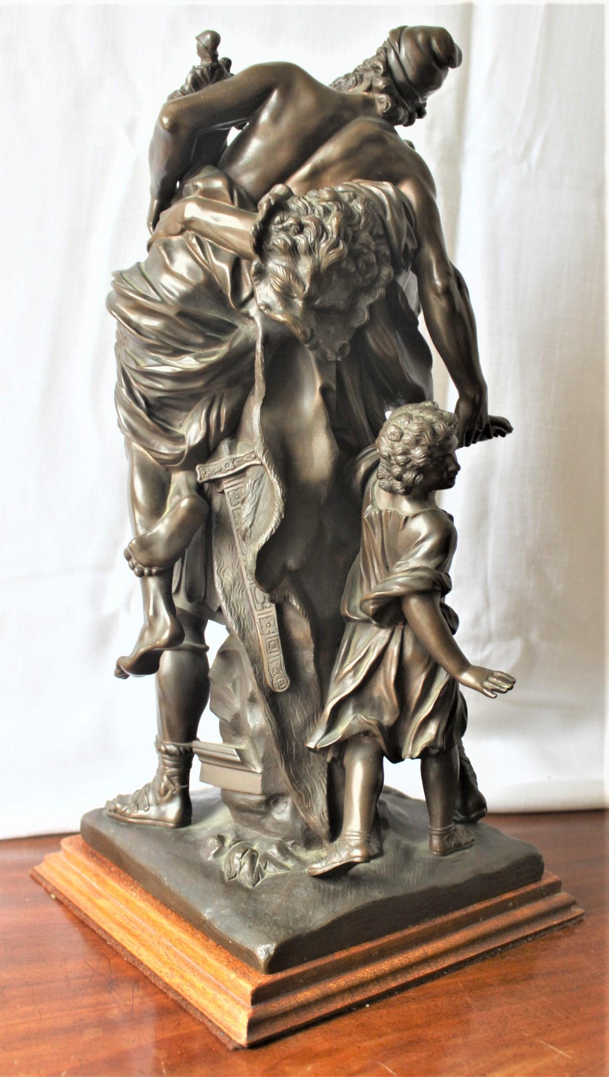 Antike, französische, mythologische Skulptur aus Bronze im neoklassischen Stil der griechischen Wiedergeburt (Gegossen) im Angebot