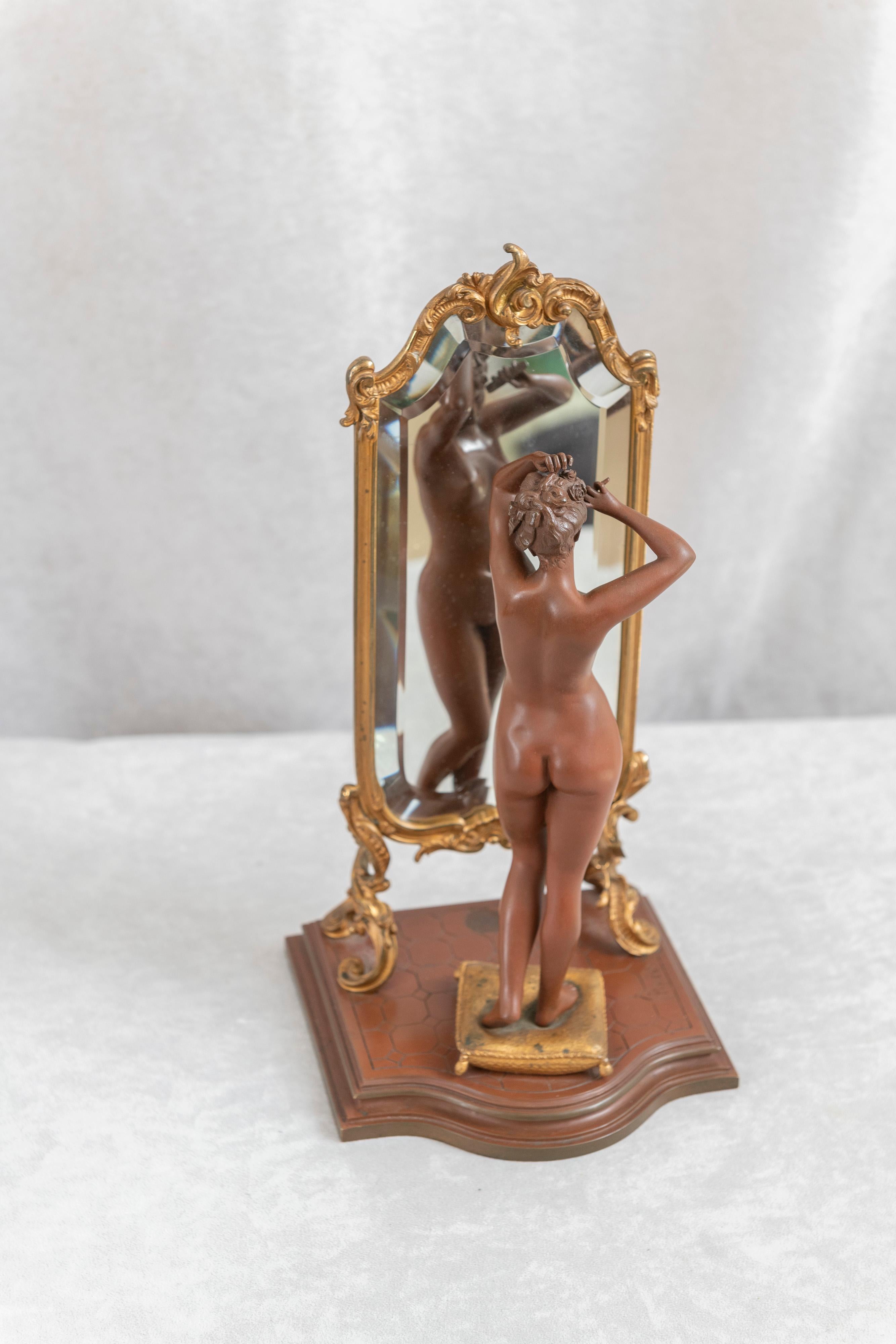 This very wonderful bronze may well be the very best model ever done by the highly regarded French artist Emile Pinedo. Just looking at it one can see what a wonderful little scene we have here. The high detailing, and the rich patina all come