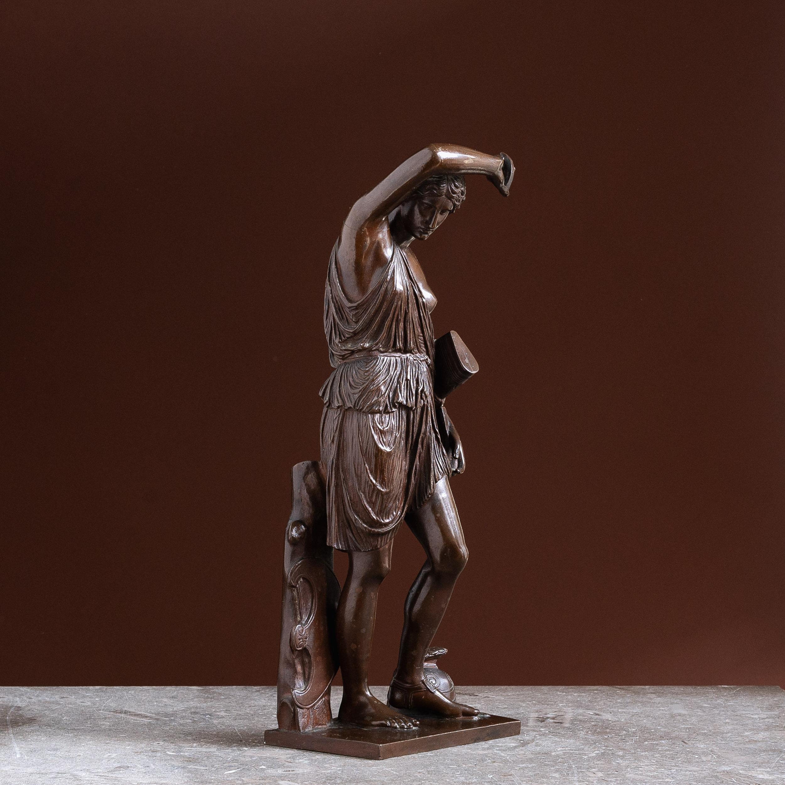 Antique French Bronze of  The Wounded Amazon by the Barbedienne Foundry For Sale 6