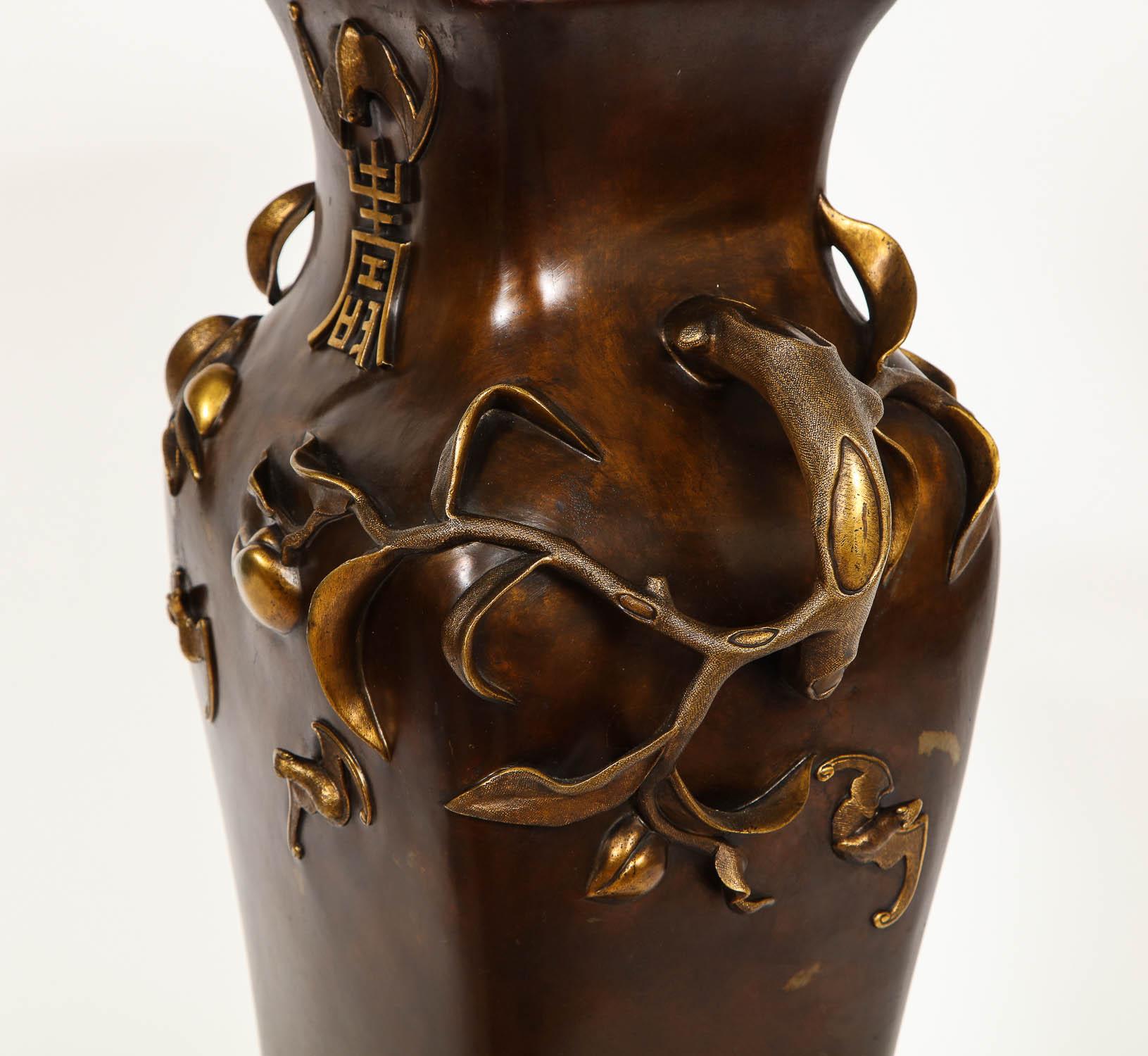 Antike französische Bronzevase im orientalischen Stil; E. Lievre für den chinesischen Markt 2