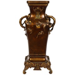 Vase français ancien en bronze de style orientaliste ; E. Lievre pour le marché chinois