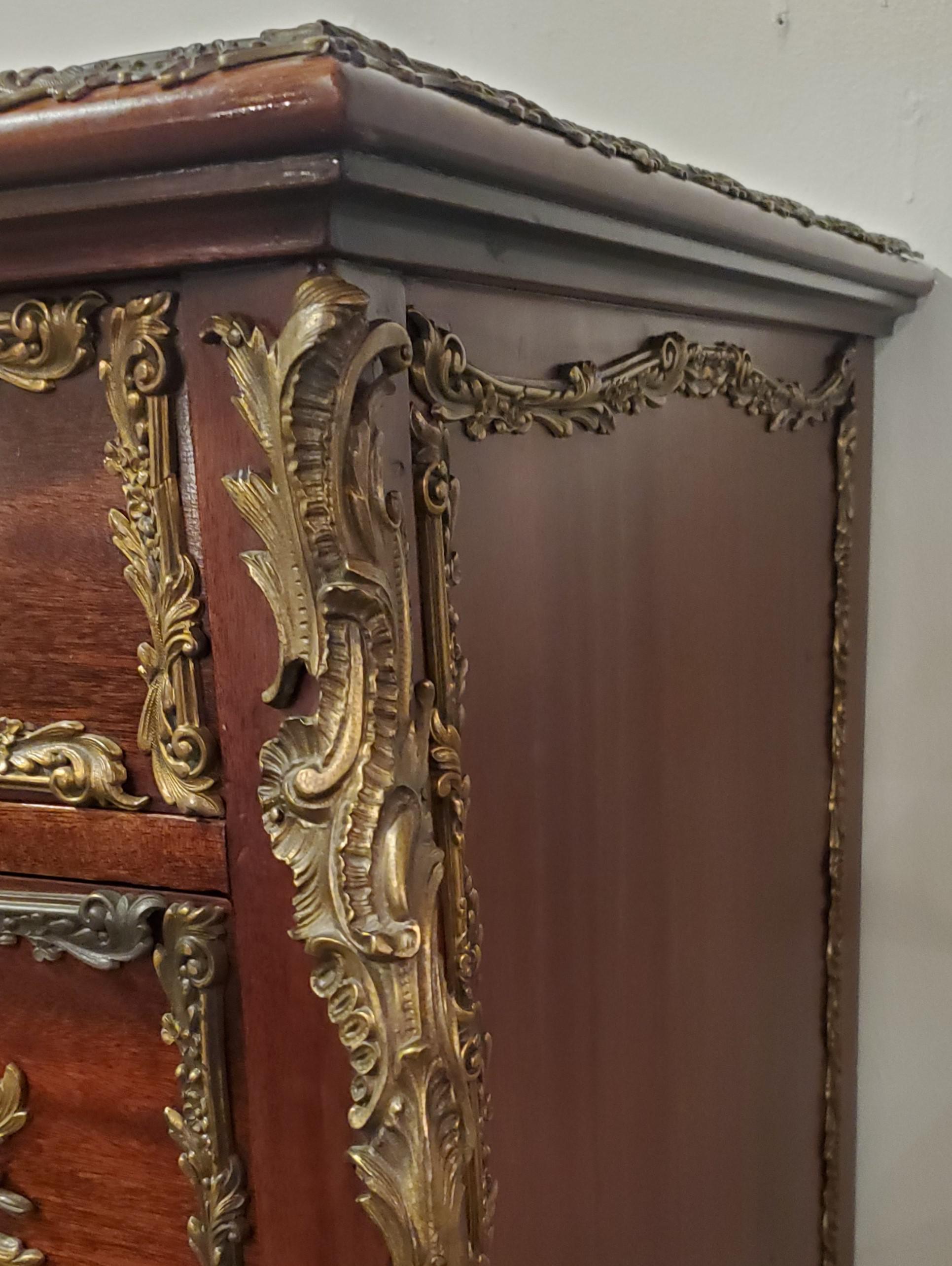 Antique French Bronze Ormolu Dresser / Commode For Sale 1