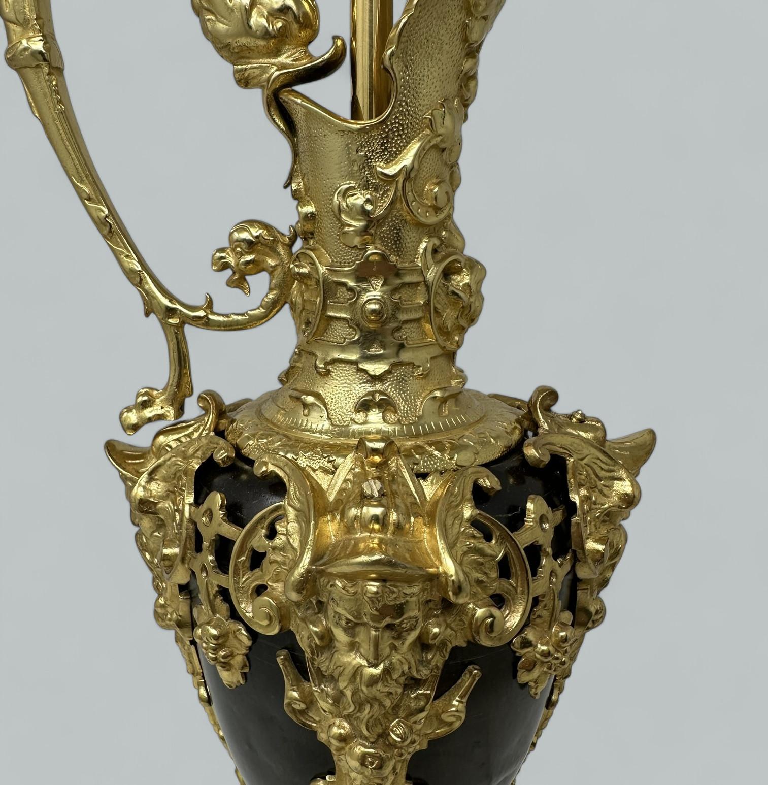 Ancienne lampe électrique française vase aiguière en bronze doré Maner Claude Michel Clodion Bon état - En vente à Dublin, Ireland