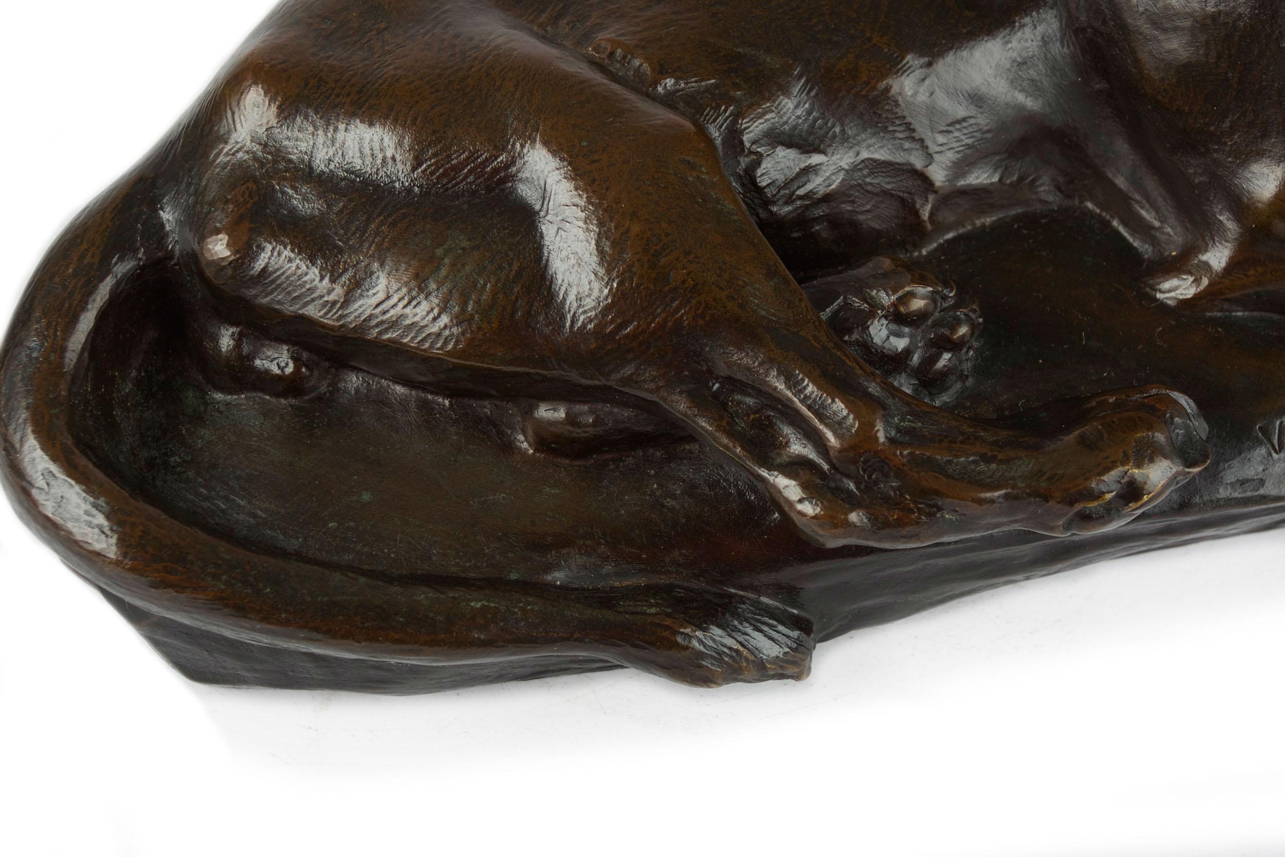 Bronze Sculpture française ancienne en bronze « Lion Cub of Atlas » de Victor Peter & Susse Frères en vente