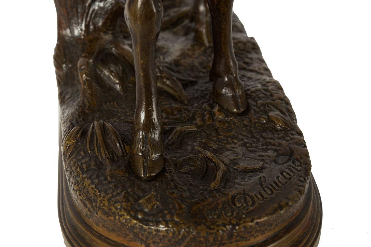 Sculpture française ancienne en bronze « cerf debout » d'Alfred Dubucand en vente 9