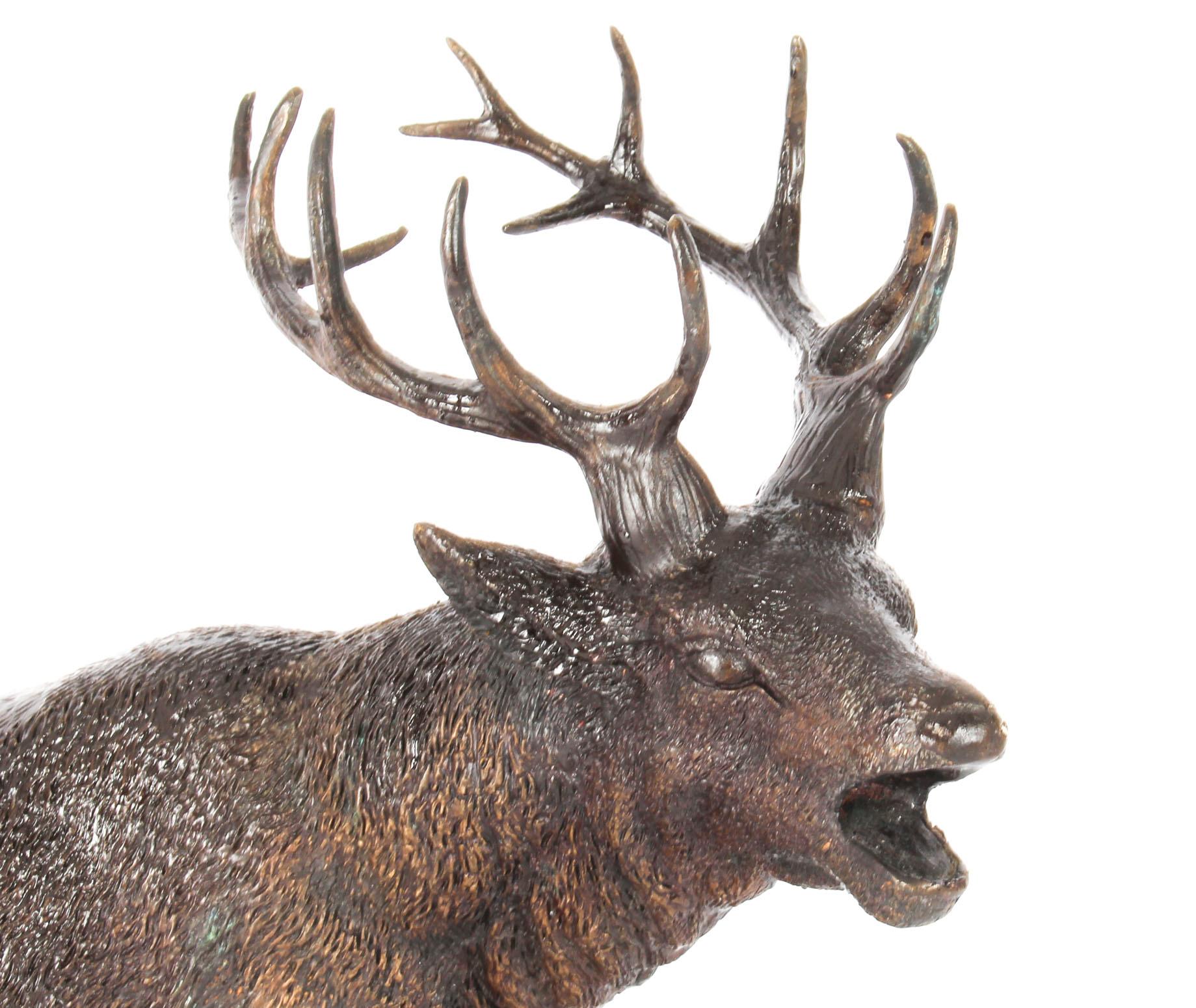 This is a very rare French bronze animalier sculpture of a stag by Christopher Fratin, circa 1840 in date.

The superbly modeled and cast bronze bellowing stag is standing alert and ready to charge.

It features a finely detailed naturalistic