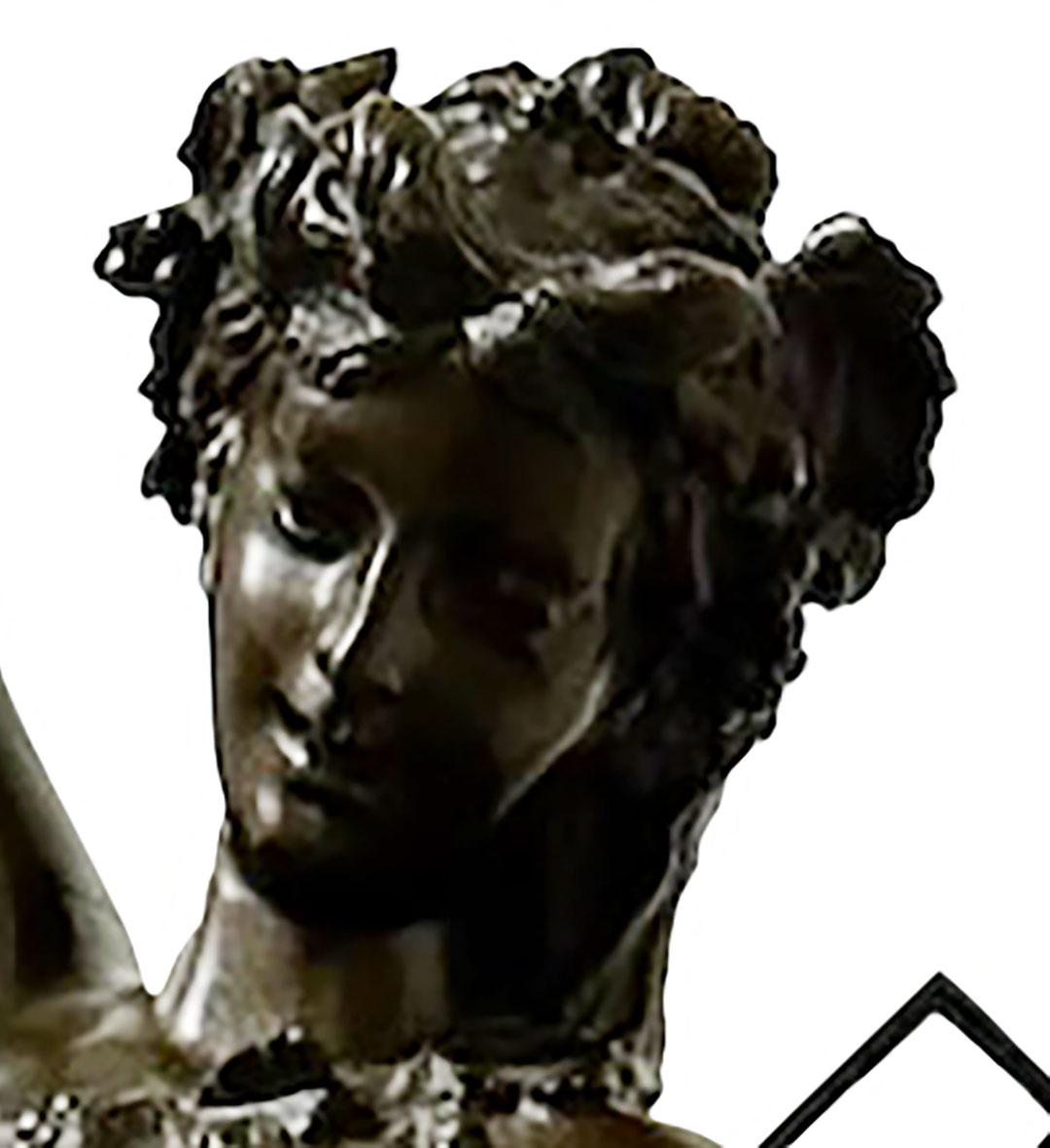 Antike französische Bronzestatue auf Marmor (Französisch) im Angebot