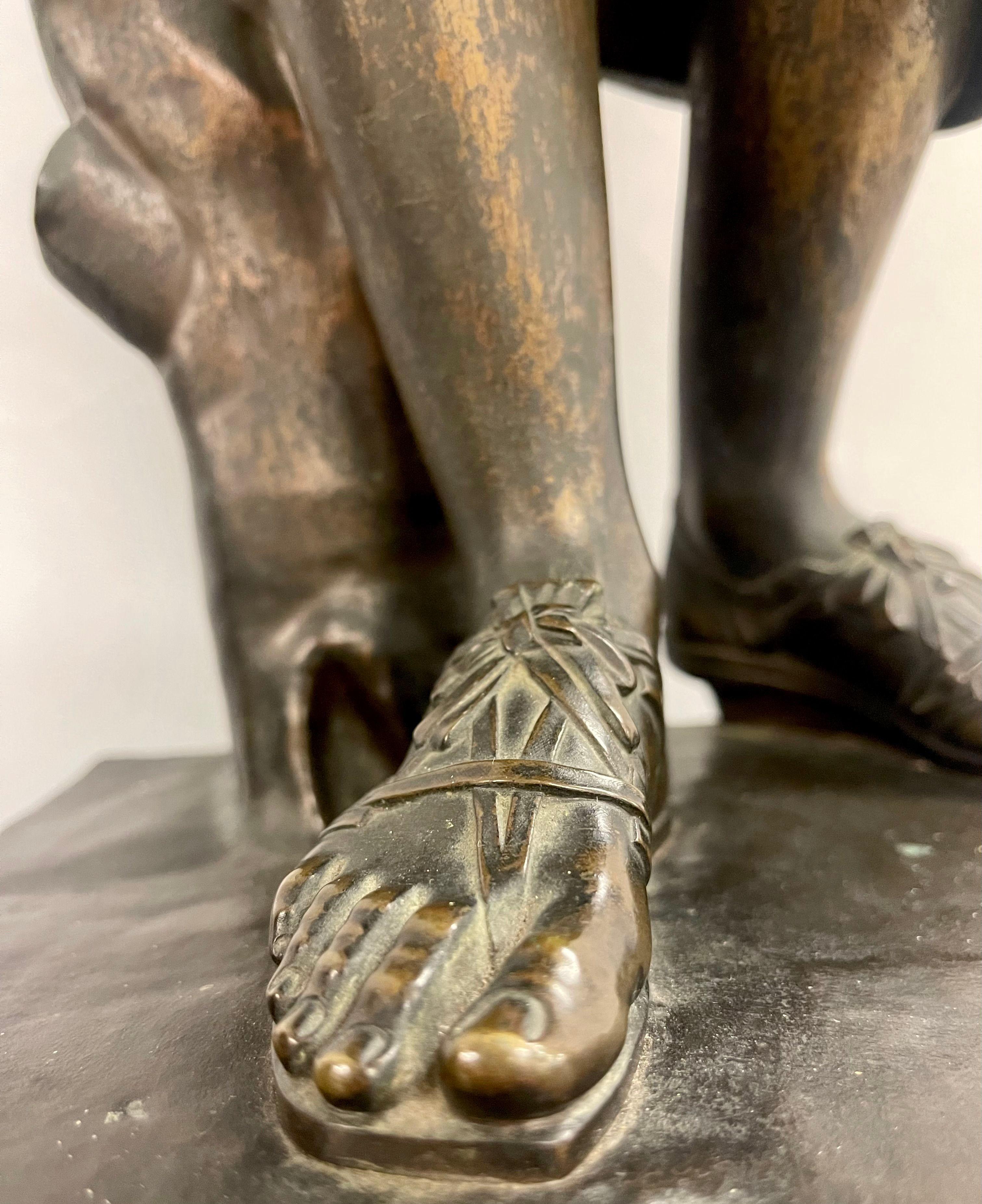 Statue française ancienne en bronze signée « Réduction Sauvage, », 19e siècle 4