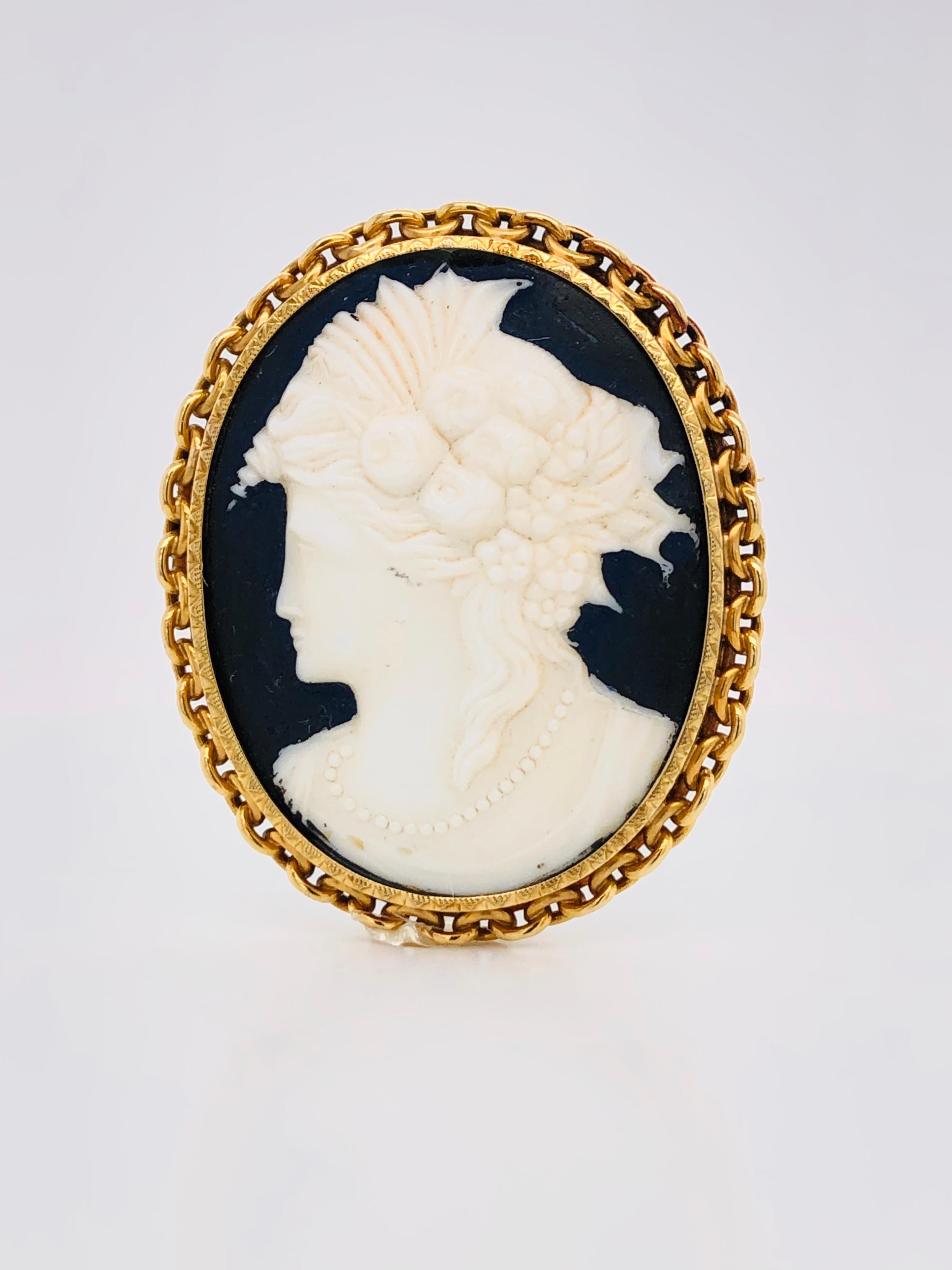 Antique French Brooche Cameo Color Gold Circa 18 Karat For Sale 2