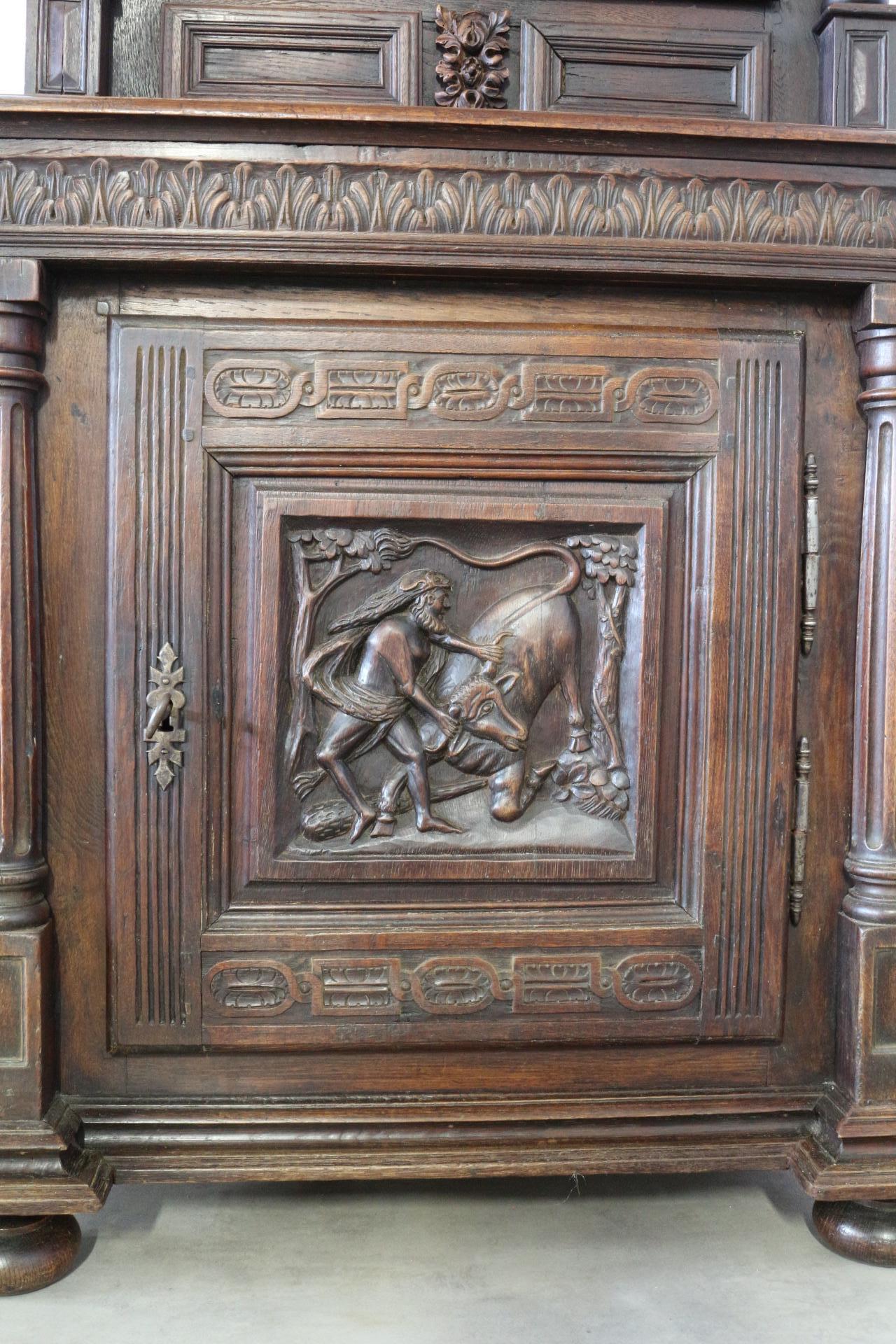 Hand-Carved Antique French Buffet 18th Century Renaissance Carved Oak Vitrine Bookcase For Sale