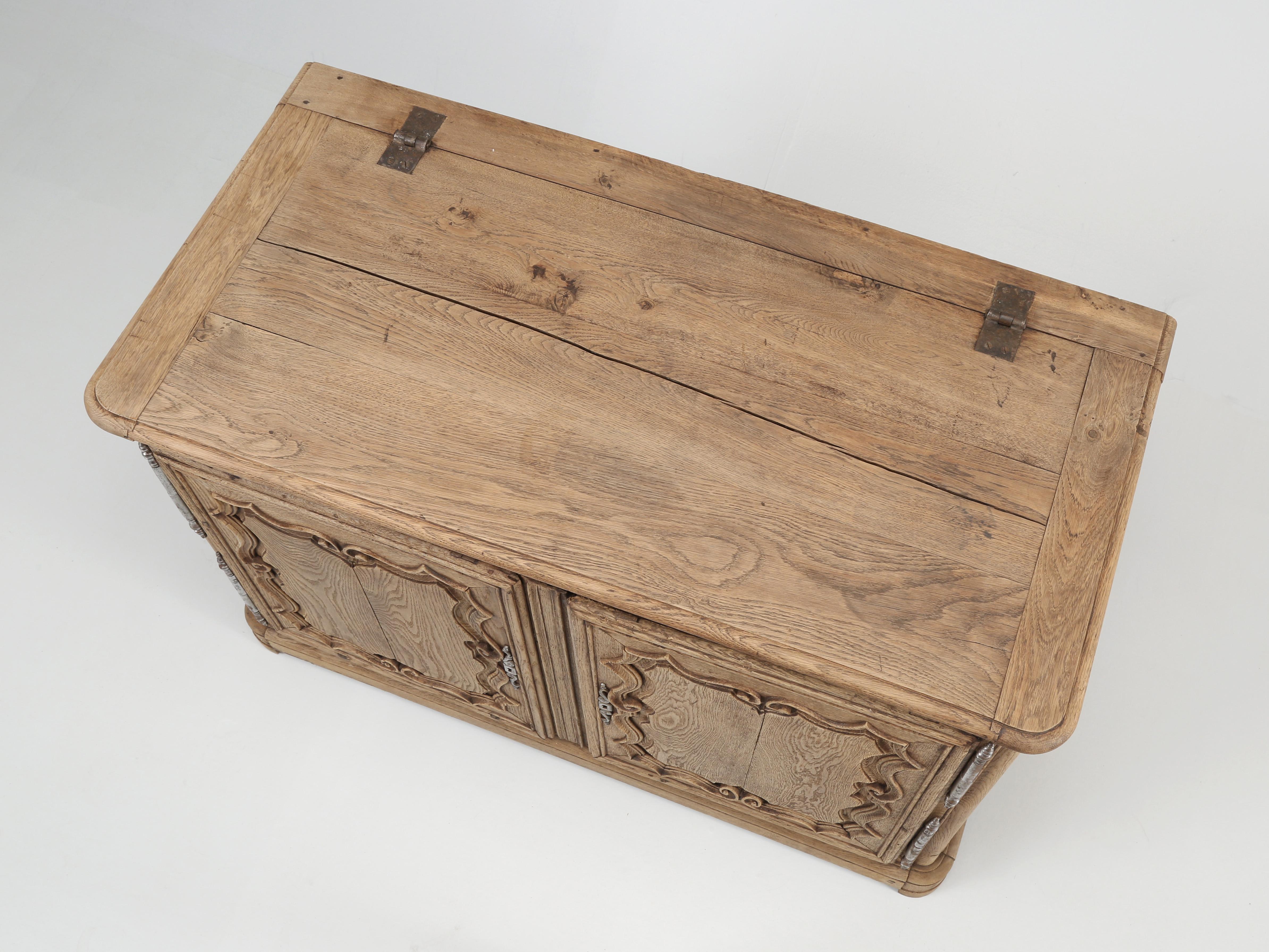 Late 18th Century Antique French Buffet C1700's in Natural Washed White Oak and Opening Lid Top