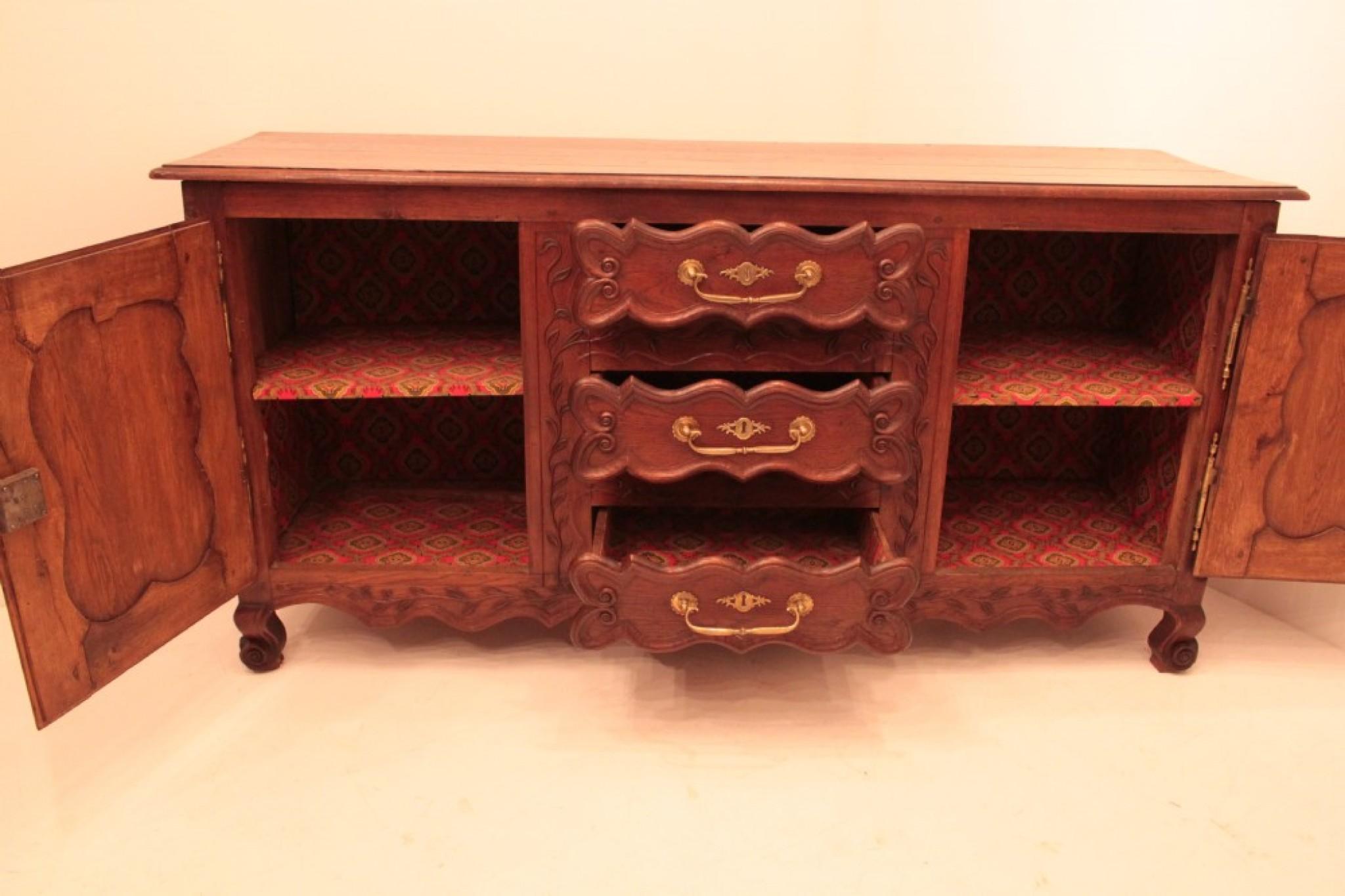 Antiguo Aparador Buffet Francés Cabinet circa 1850 Mediados del siglo XIX en venta