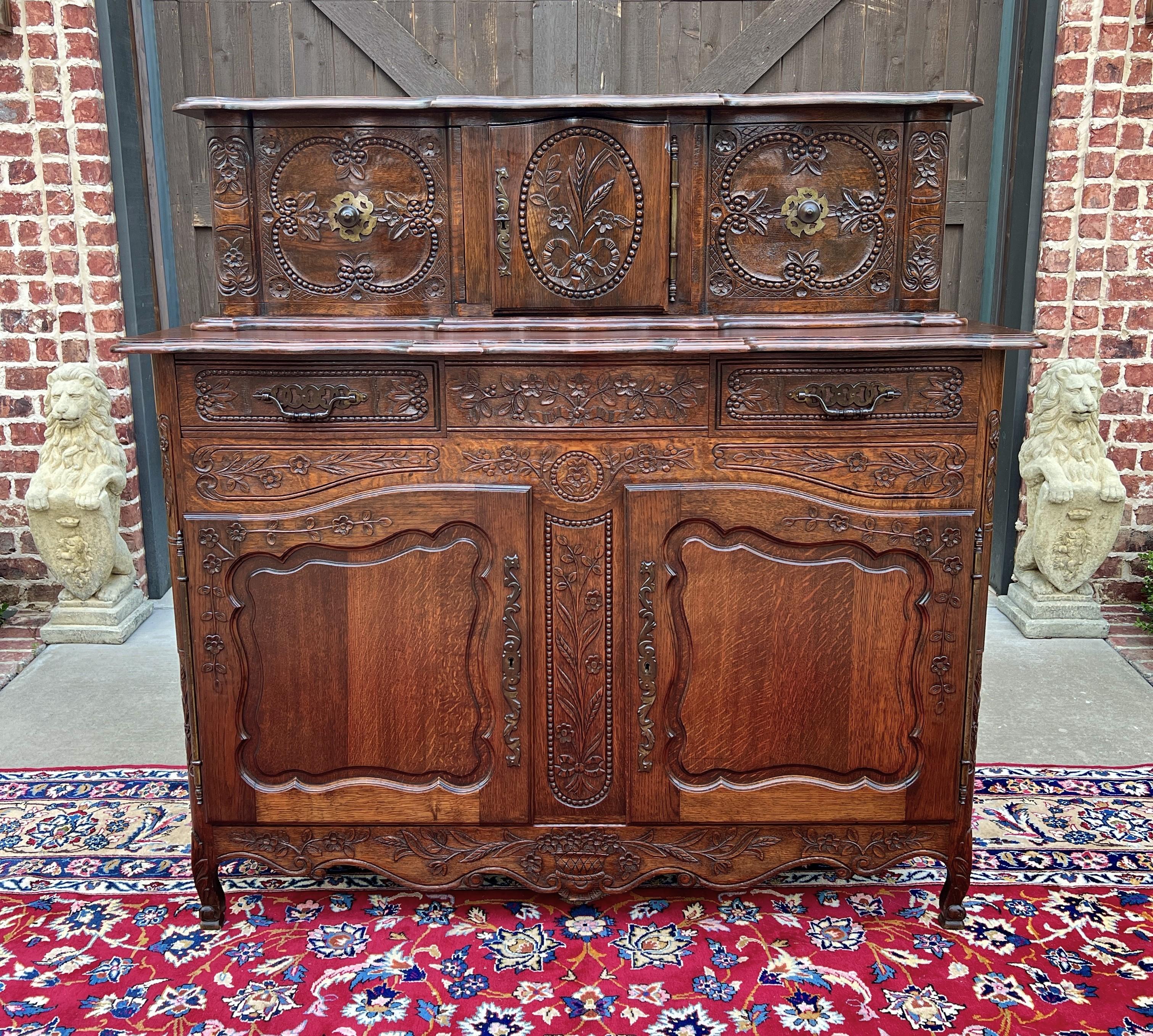 Antikes französisches Buffet Anrichte Server Cupboard Panetiere Stark geschnitzte Eiche 19C (Eichenholz) im Angebot