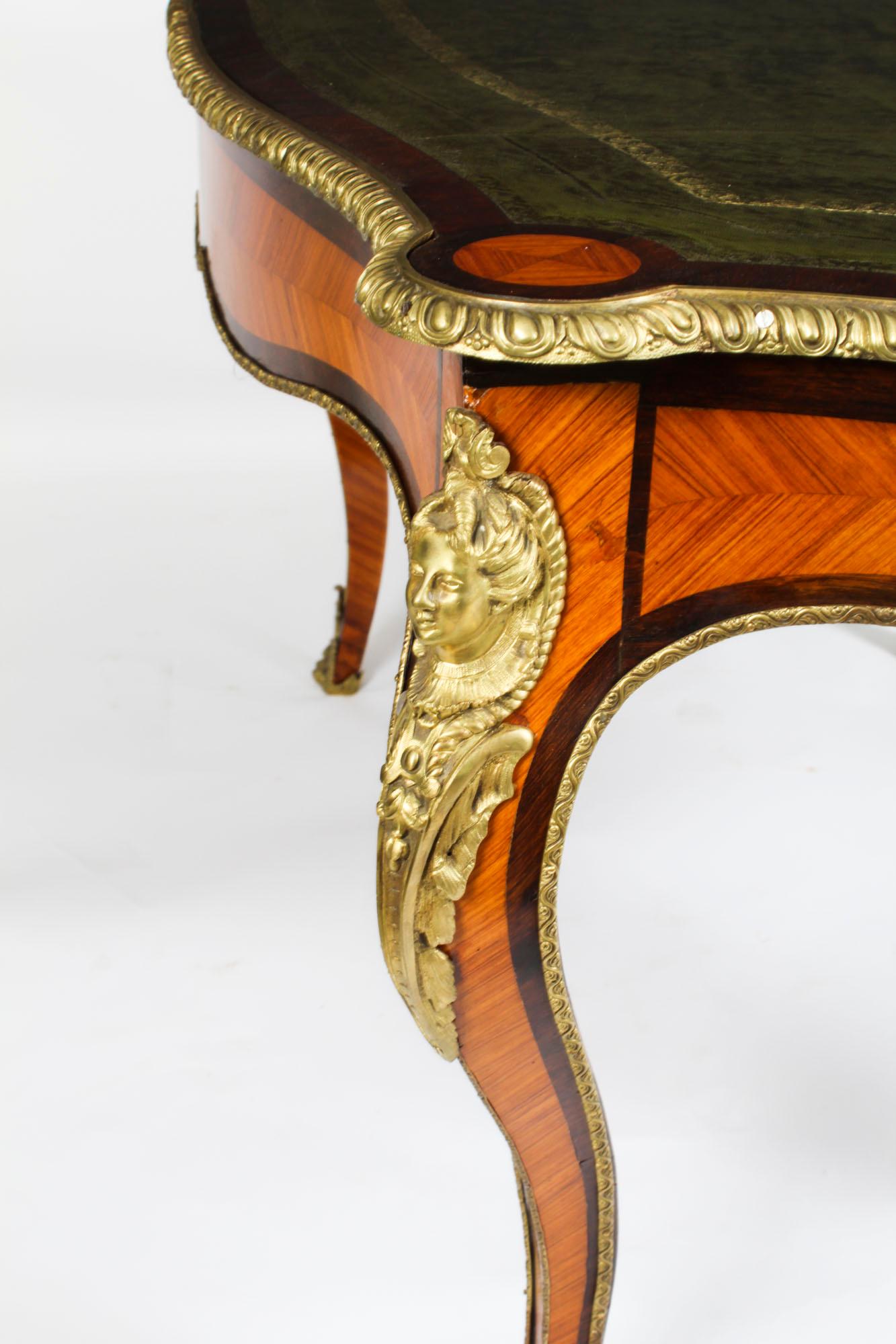 Table d'écriture française ancienne du 19ème siècle en vente 12