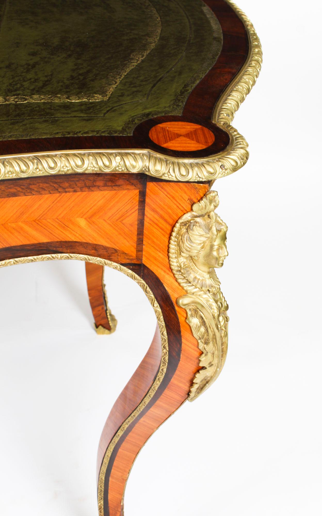 Table d'écriture française ancienne du 19ème siècle en vente 15