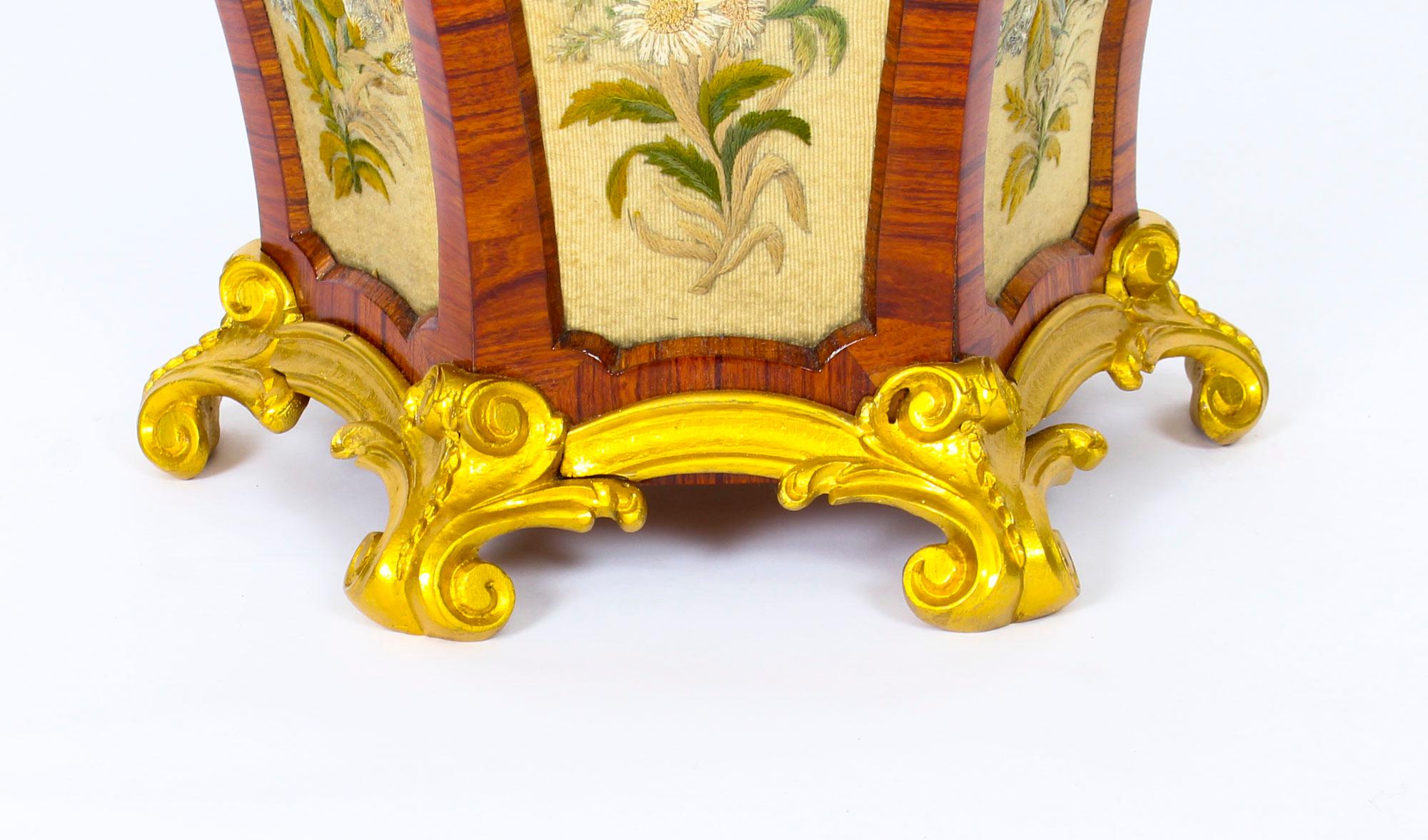 Antique French Burr Walnut  Jardiniere Royal Provenance 19th Century In Good Condition In London, GB