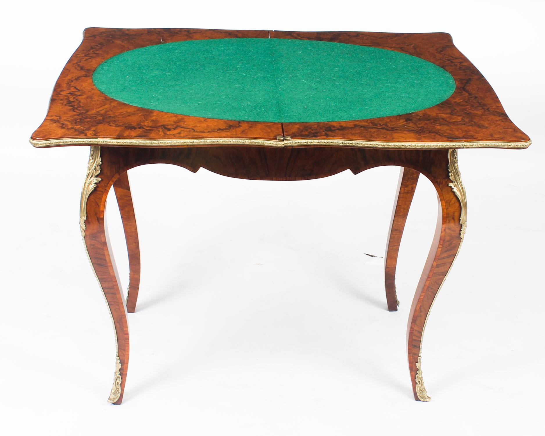 Antique French Burr Walnut Marquetry Card and Chess Table, 19th Century 12