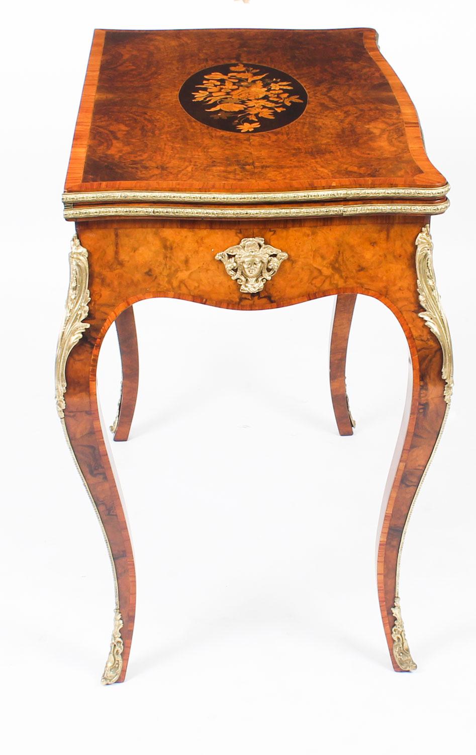 Antique French Burr Walnut Marquetry Card and Chess Table, 19th Century 4