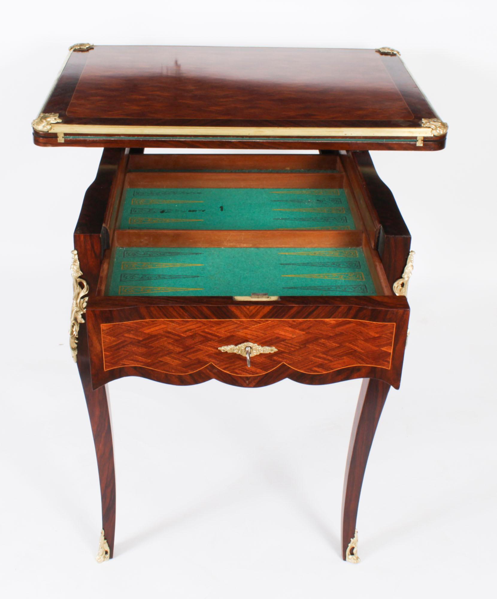 Antiker französischer Backgammon-Tisch aus Wurzelnussholz mit Parkettmuster und Karten, 19. Jahrhundert im Angebot 8
